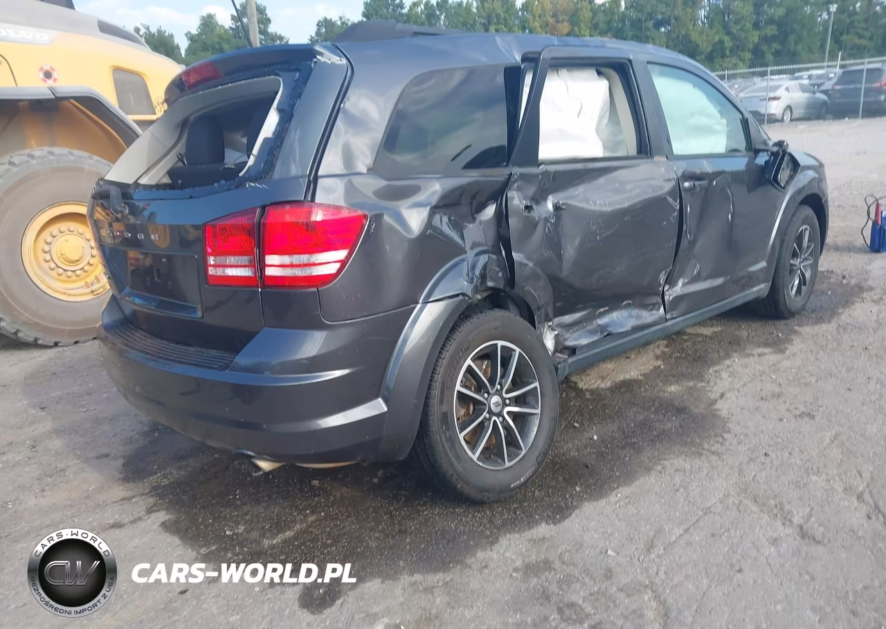 2018 Dodge Journey Se VIN:3C4PDCAB4JT533168 - 4