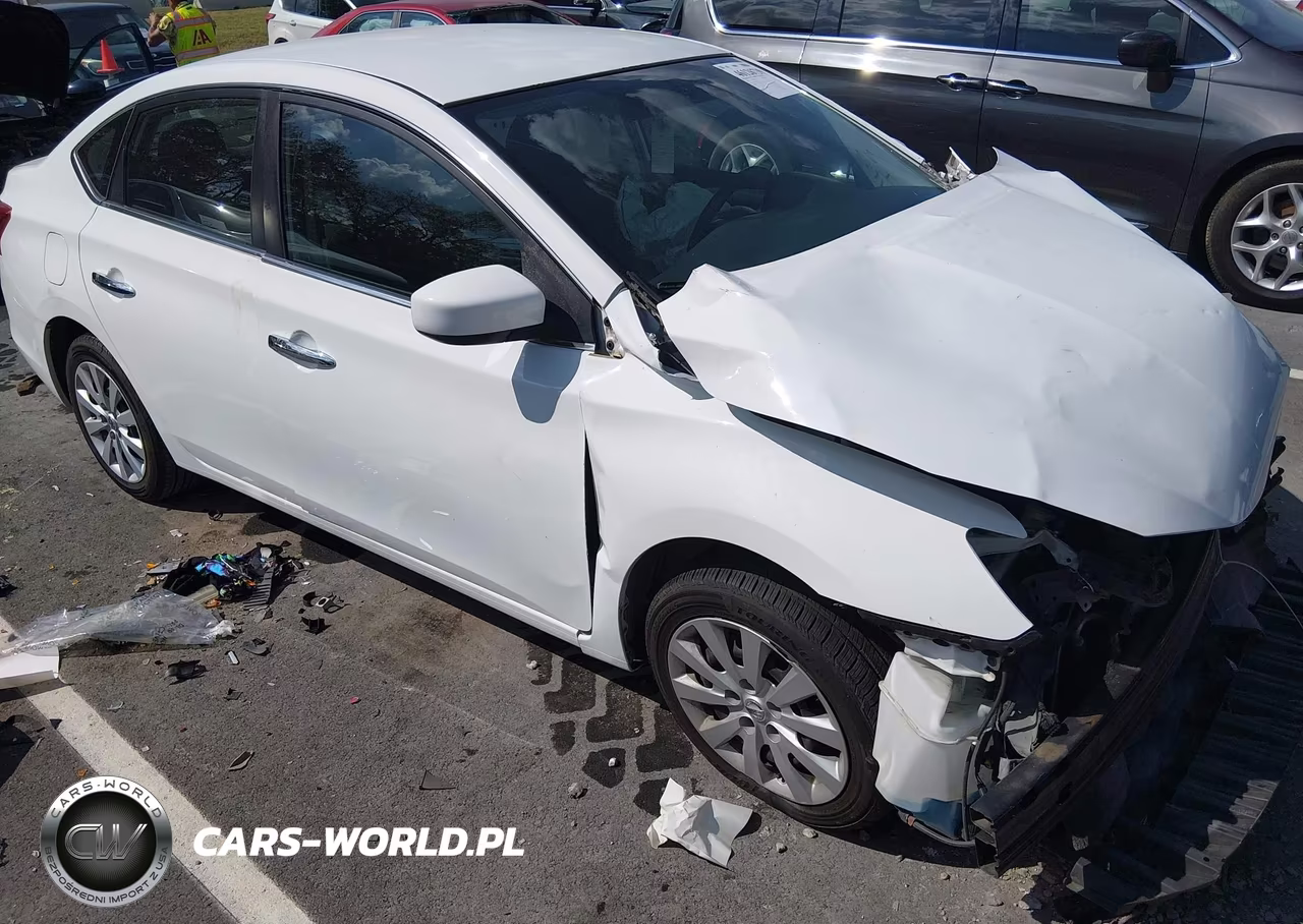 2016 Nissan Sentra S – zdjęcie 1 z 16