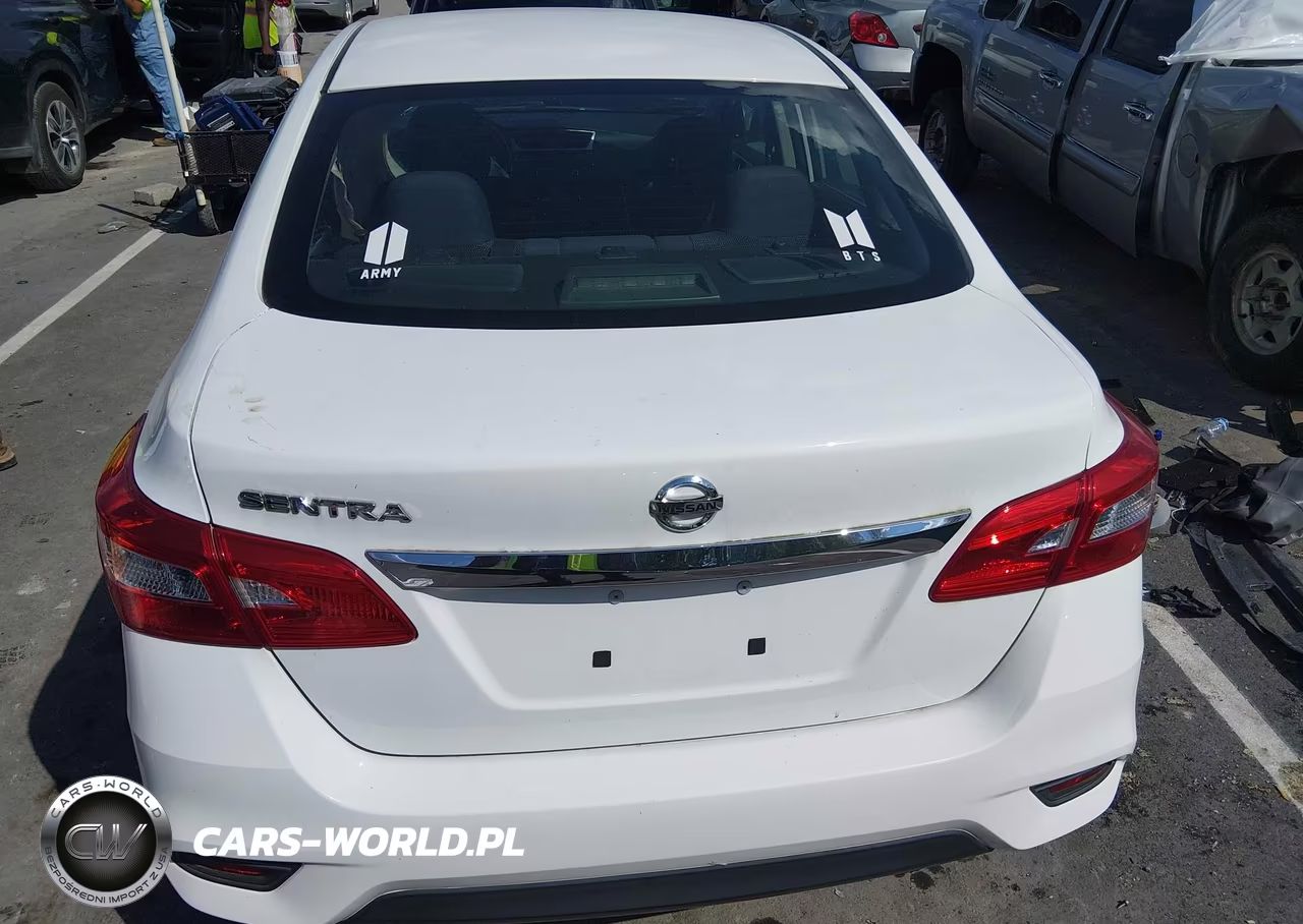 2016 Nissan Sentra S VIN:3N1AB7AP2GY273172 - 16