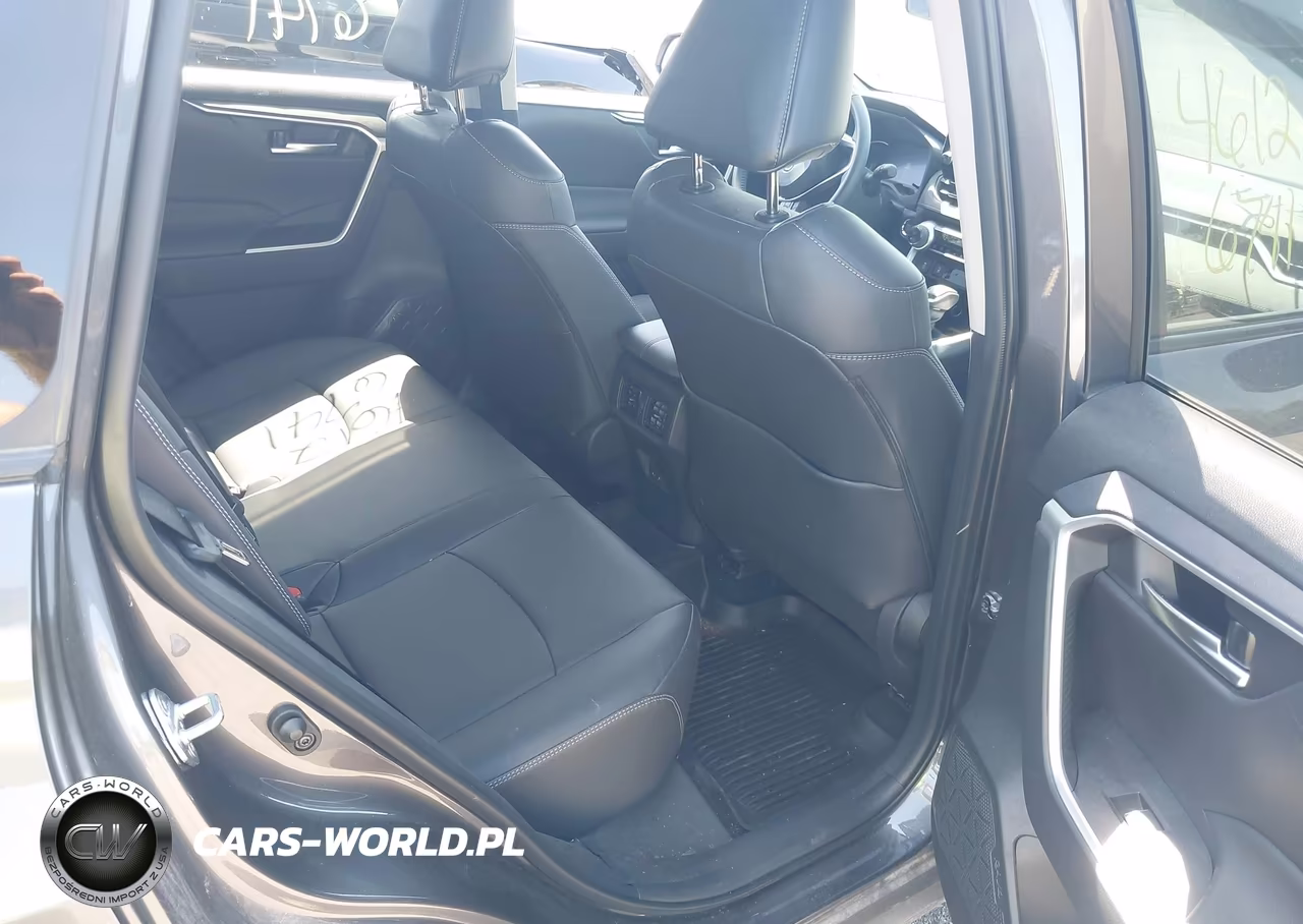 2025 Toyota Rav4 Xle Premium VIN:2T3A1RFV3SC543433 - 8