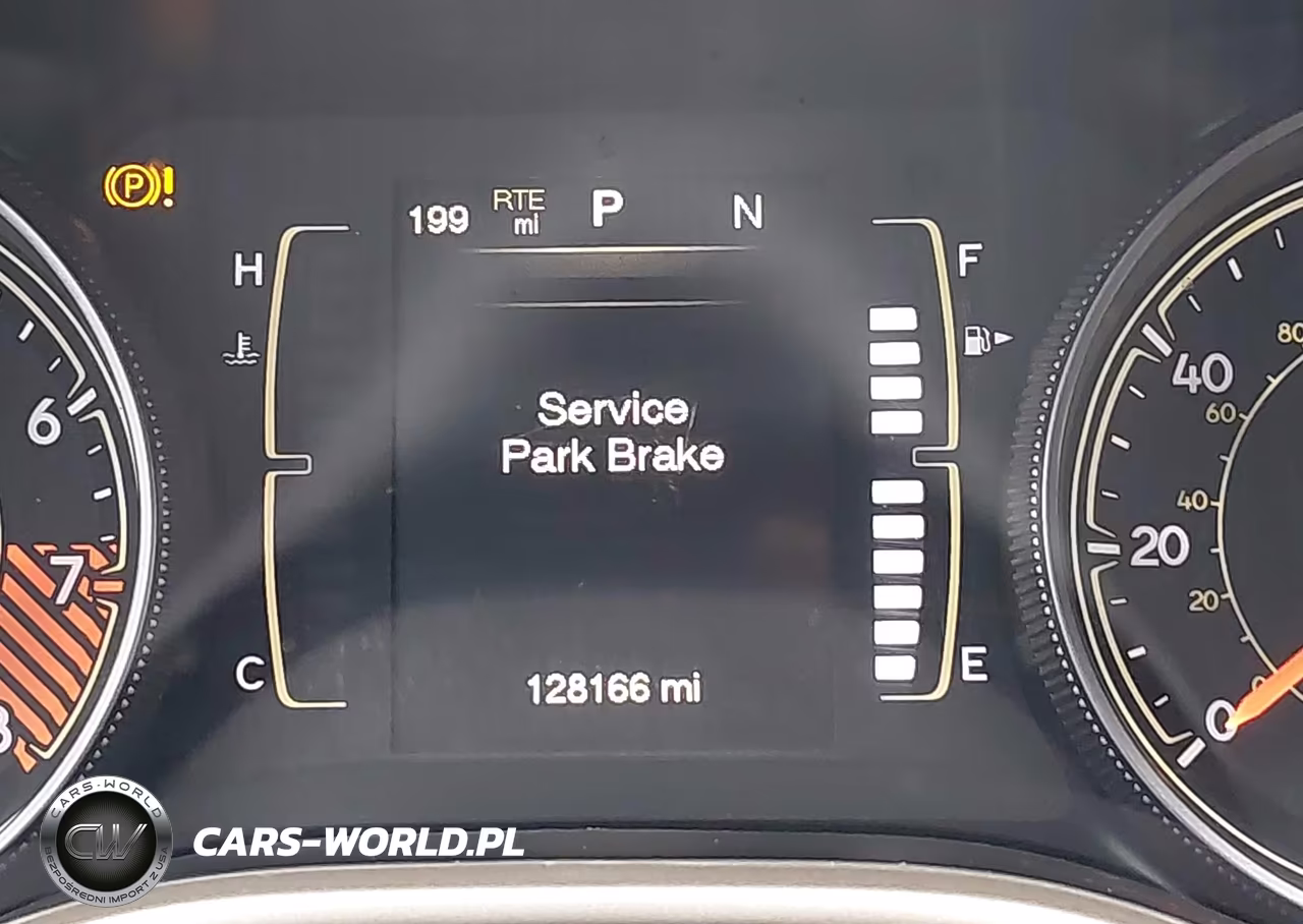 2015 Jeep Cherokee Latitude VIN:1C4PJMCS5FW642025 - 15