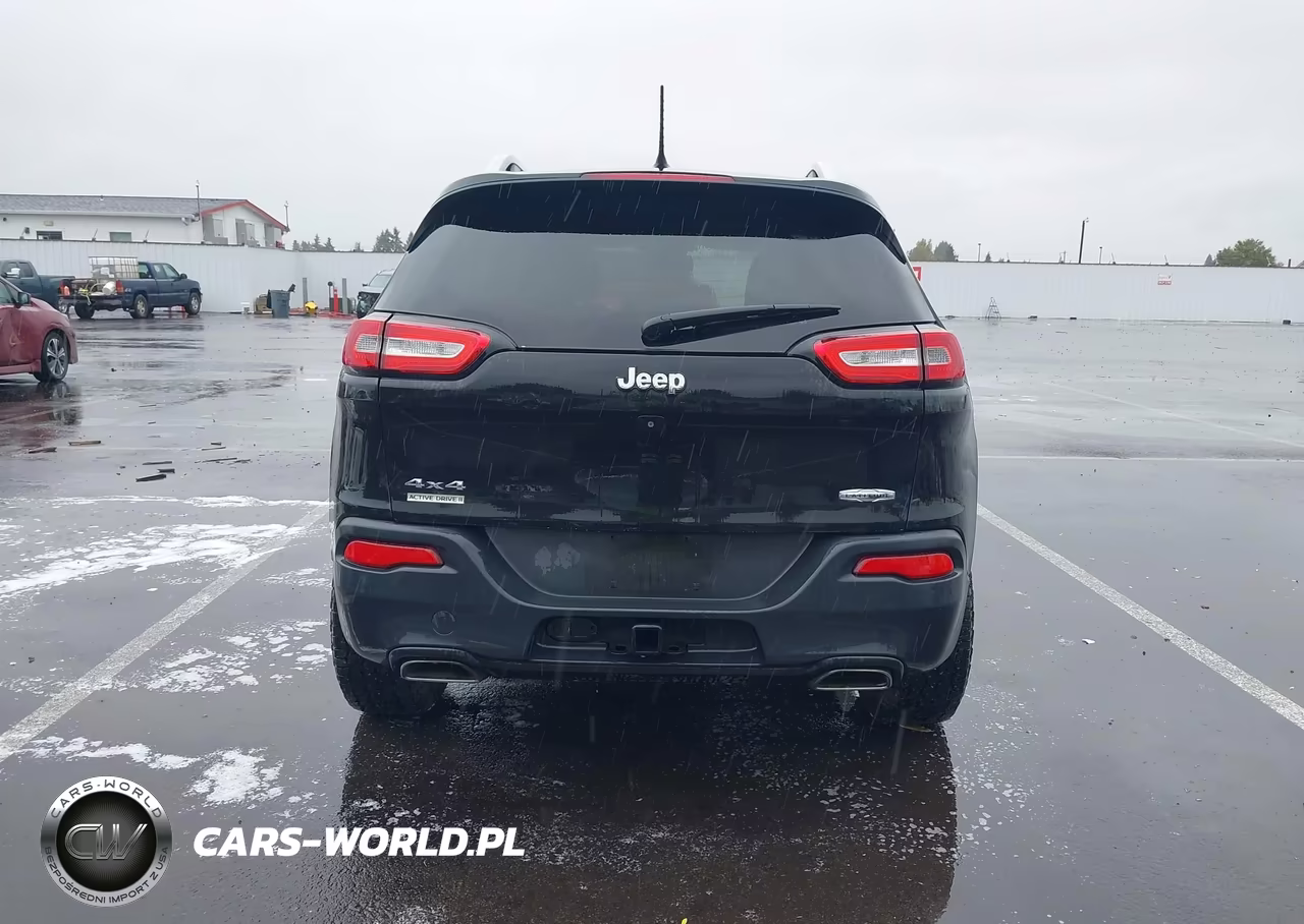 2015 Jeep Cherokee Latitude VIN:1C4PJMCS5FW642025 - 16