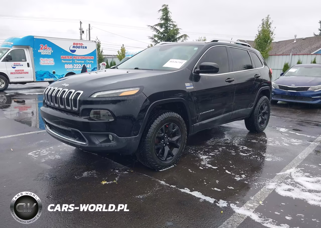 2015 Jeep Cherokee Latitude VIN:1C4PJMCS5FW642025 - 2