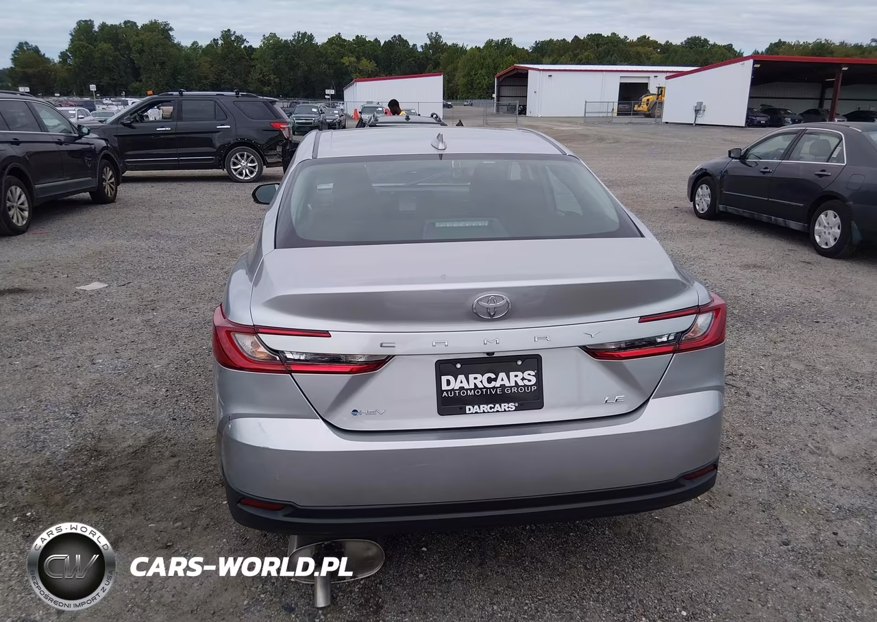 2026 Toyota Camry Le VIN:4T1DAACK2TU783302 - 16