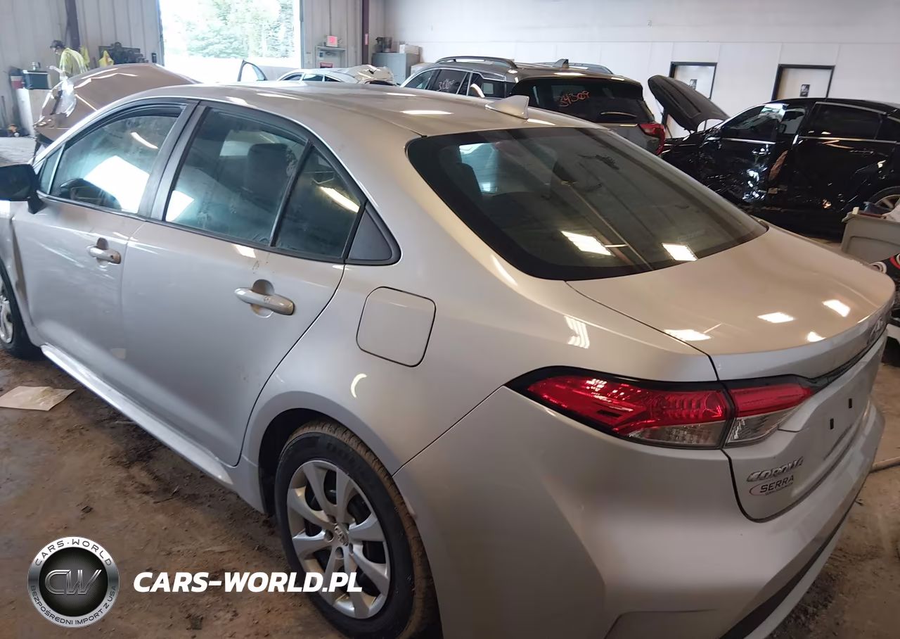 2021 Toyota Corolla Le VIN:5YFEPMAEXMP157761 - 3