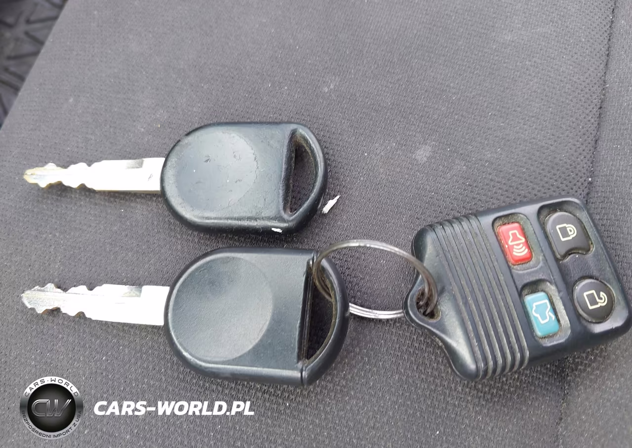 2011 Ford Focus Ses VIN:1FAHP3GN3BW168383 - 11