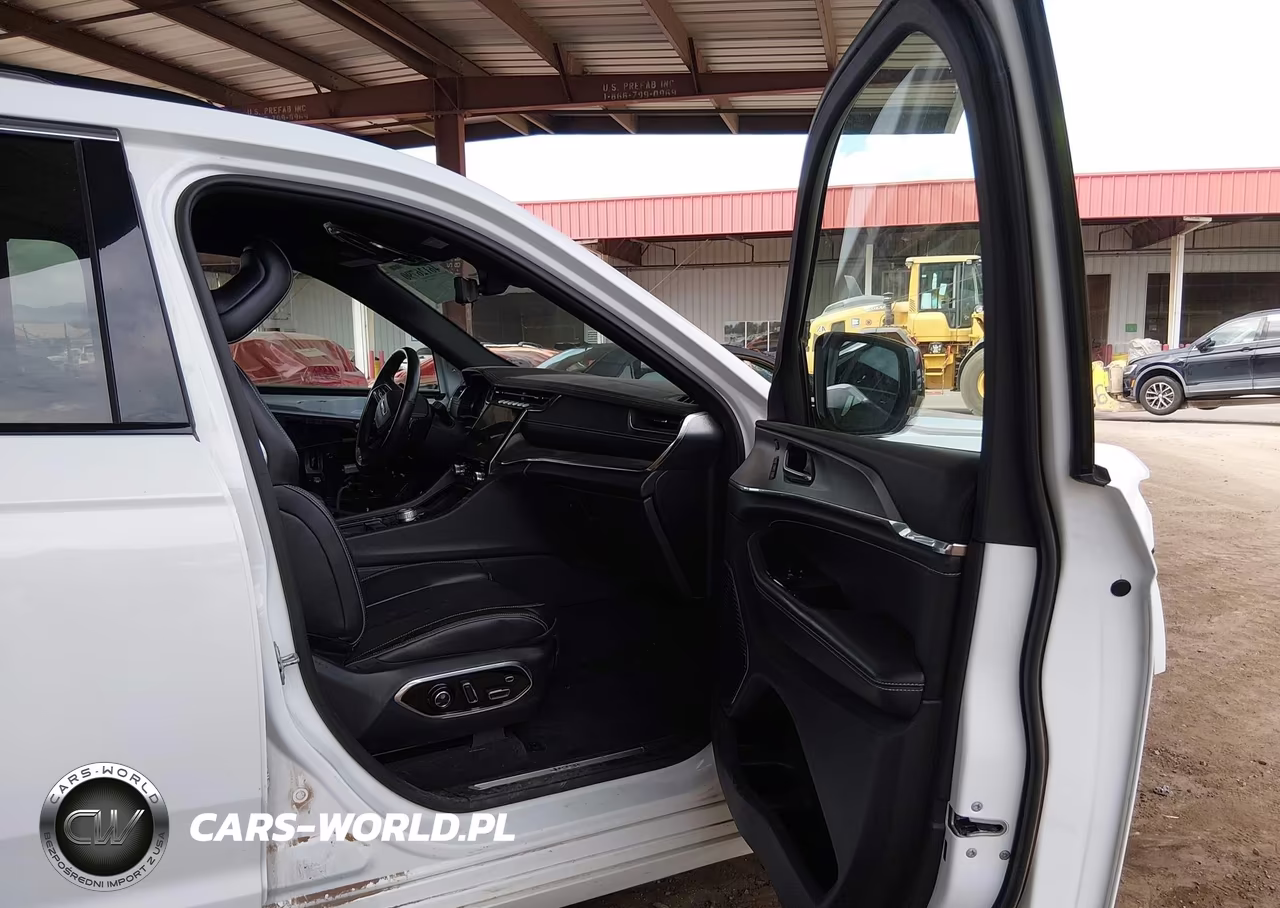 2022 Jeep Grand Cherokee L Overland 4X4 VIN:1C4RJKDG4N8536126 - 5