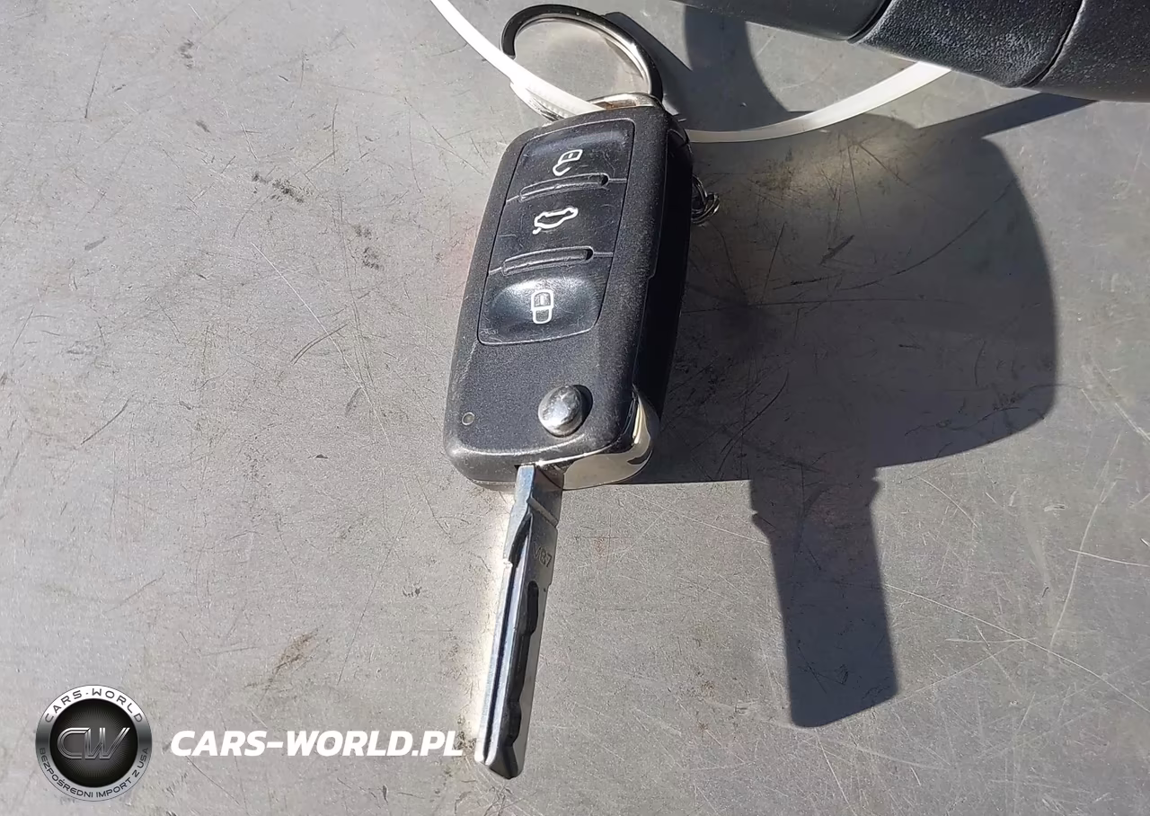 2013 Volkswagen Beetle 2.0L Tdi VIN:3VWJL7AT9DM657182 - 11