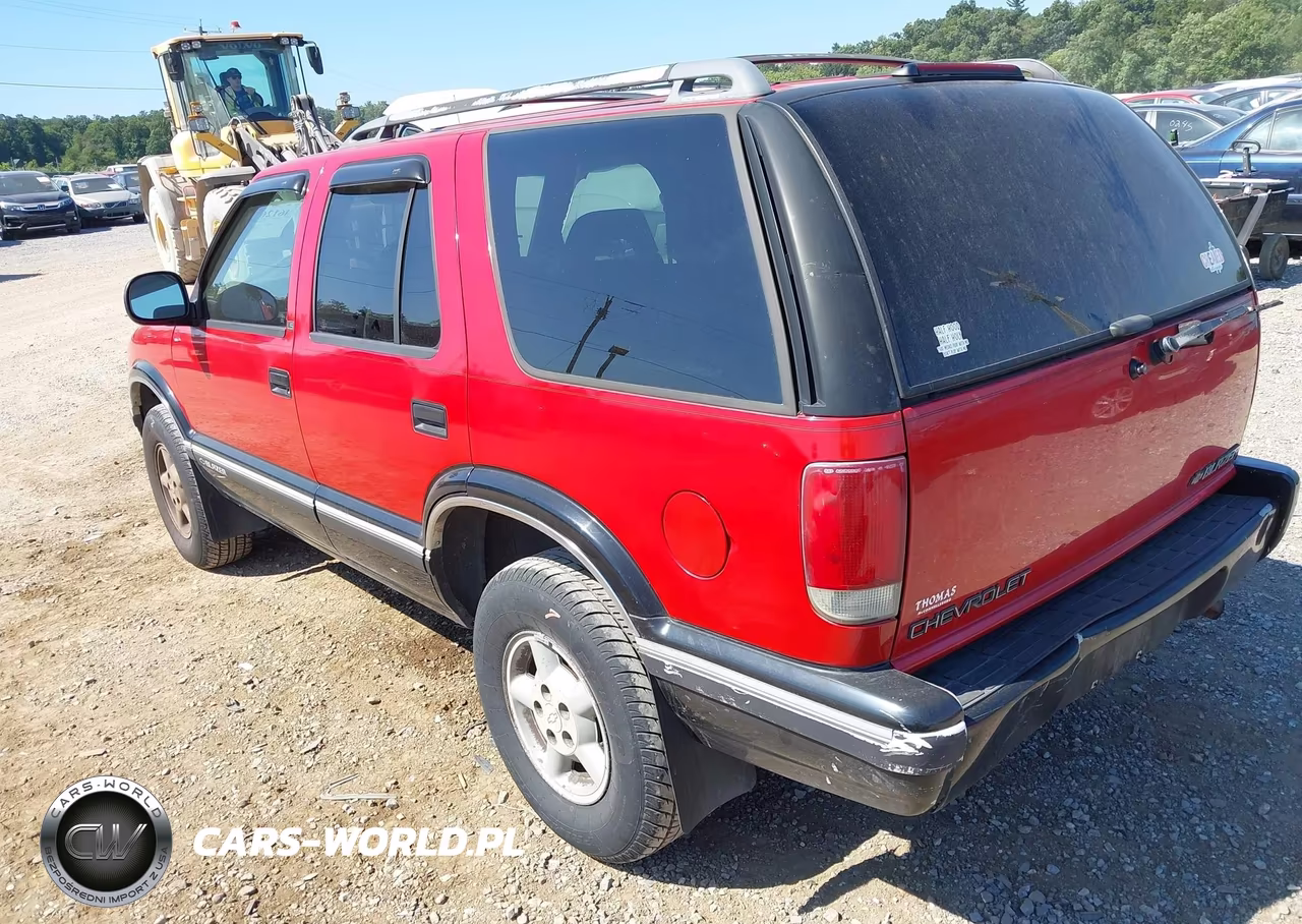 1995 Chevrolet Blazer VIN:1GNDT13W8S2255847 - 3