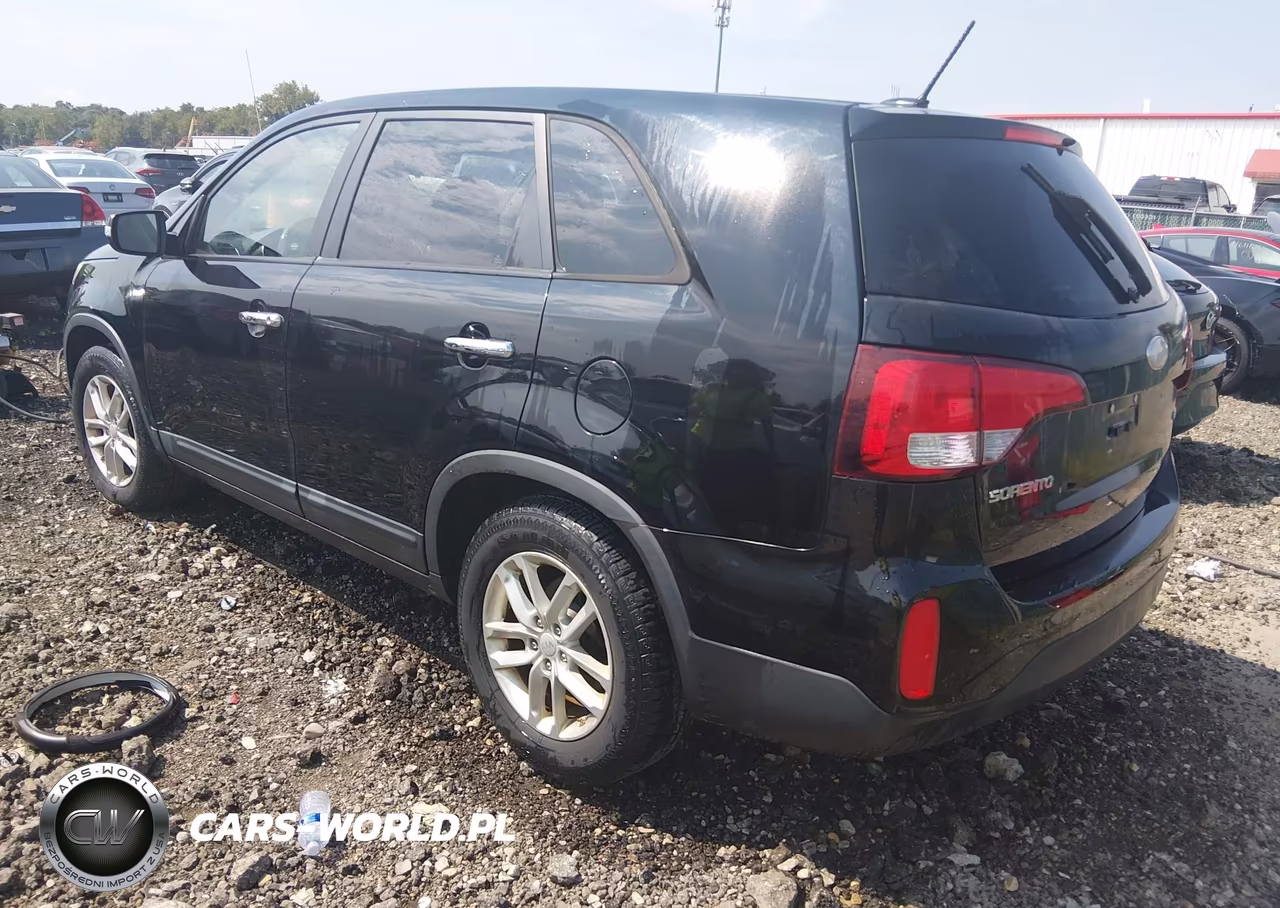 2015 Kia Sorento Lx VIN:5XYKTCA65FG558594 - 3