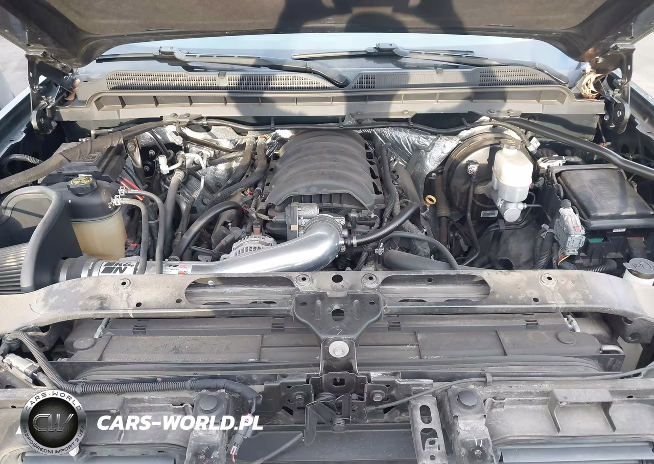 2018 Chevrolet Silverado 1500 2Lt VIN:1GCVKREC7JZ261677 - 10
