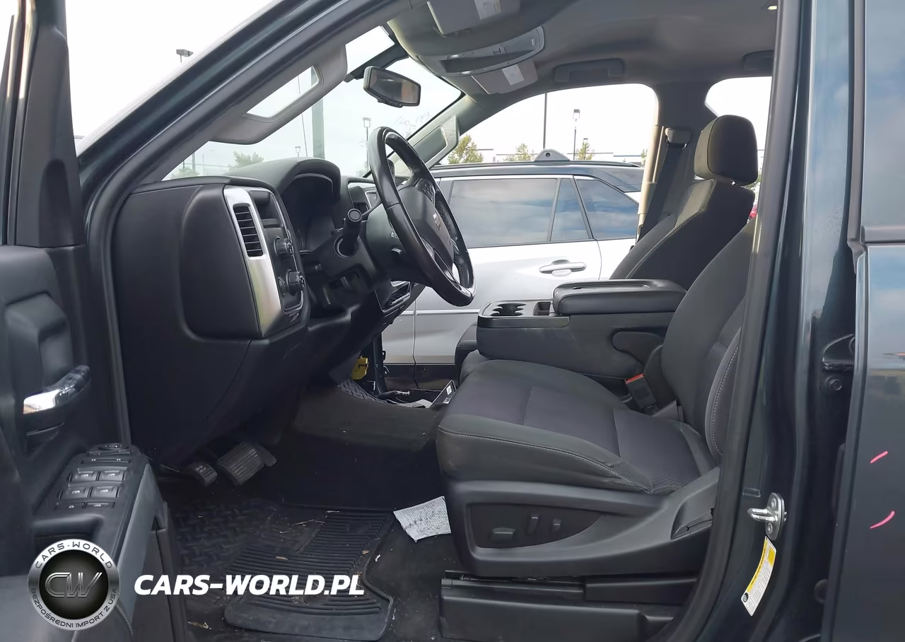 2018 Chevrolet Silverado 1500 2Lt VIN:1GCVKREC7JZ261677 - 5