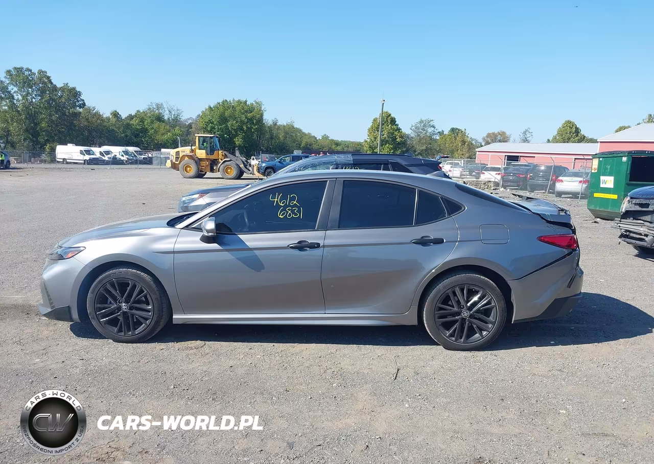 2026 Toyota Camry Se VIN:4T1DAACK0TU651400 - 14
