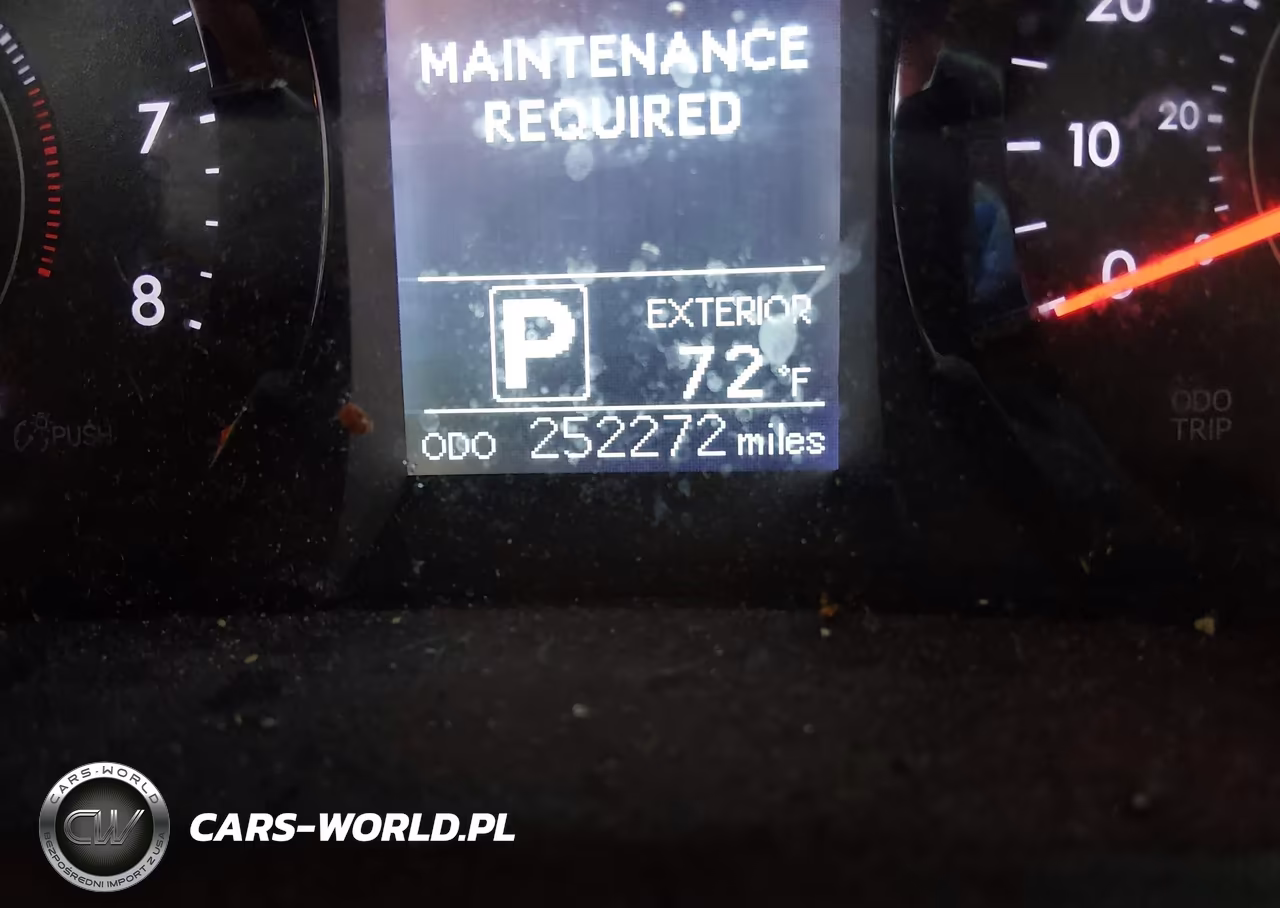 2015 Toyota Sienna Le 8 Passenger VIN:5TDKK3DC2FS553280 - 16