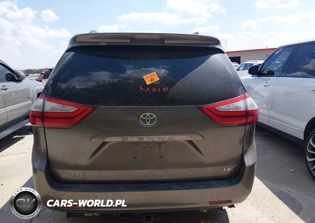 2015 Toyota Sienna Le 8 Passenger VIN:5TDKK3DC2FS553280 - 17