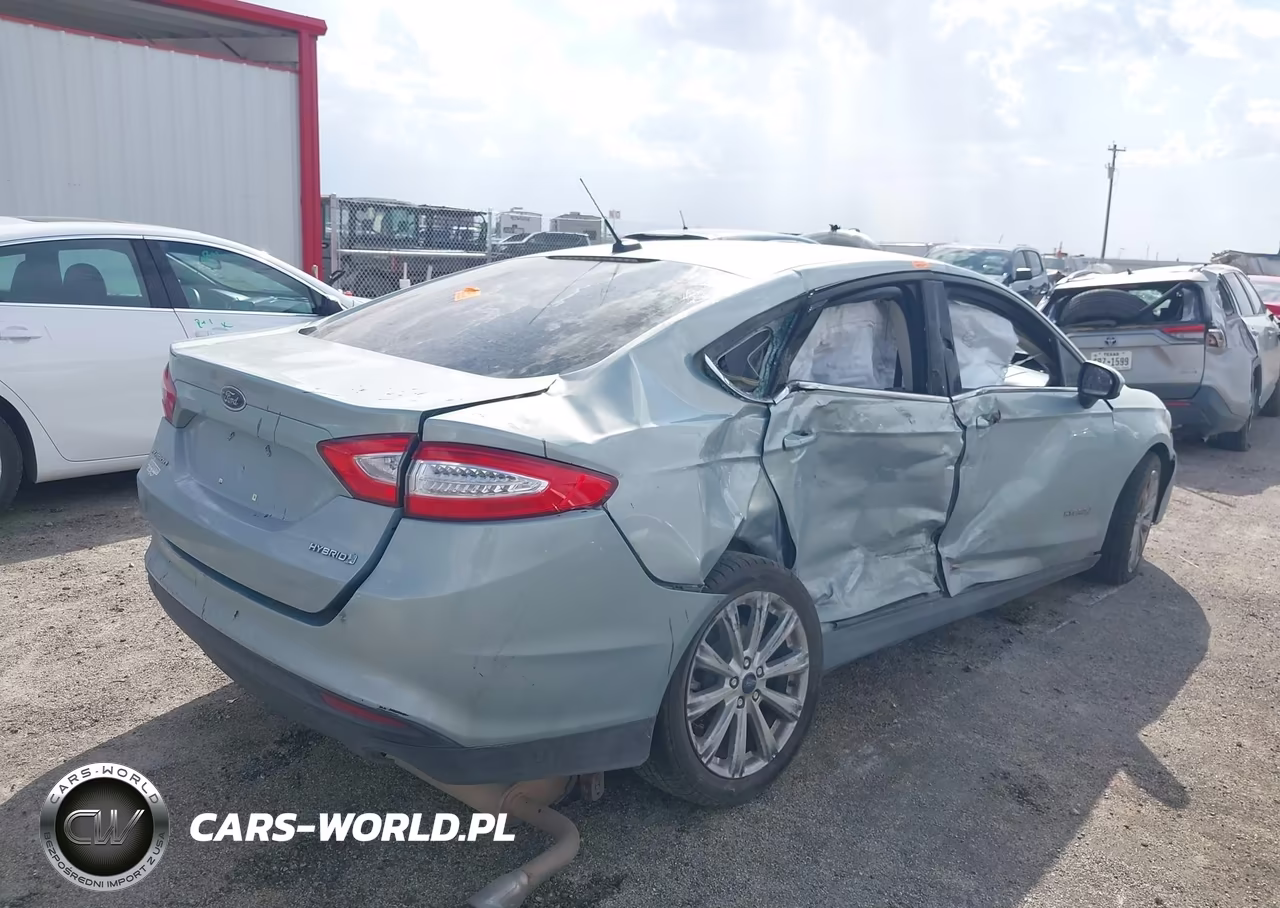 2014 Ford Fusion Hybrid S VIN:3FA6P0UU6ER369008 - 4