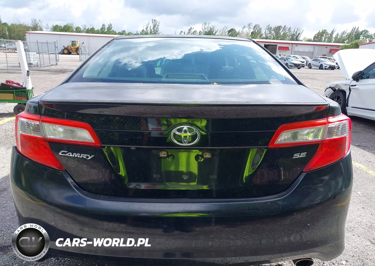 2014 Toyota Camry Se VIN:4T1BF1FK0EU375727 - 16