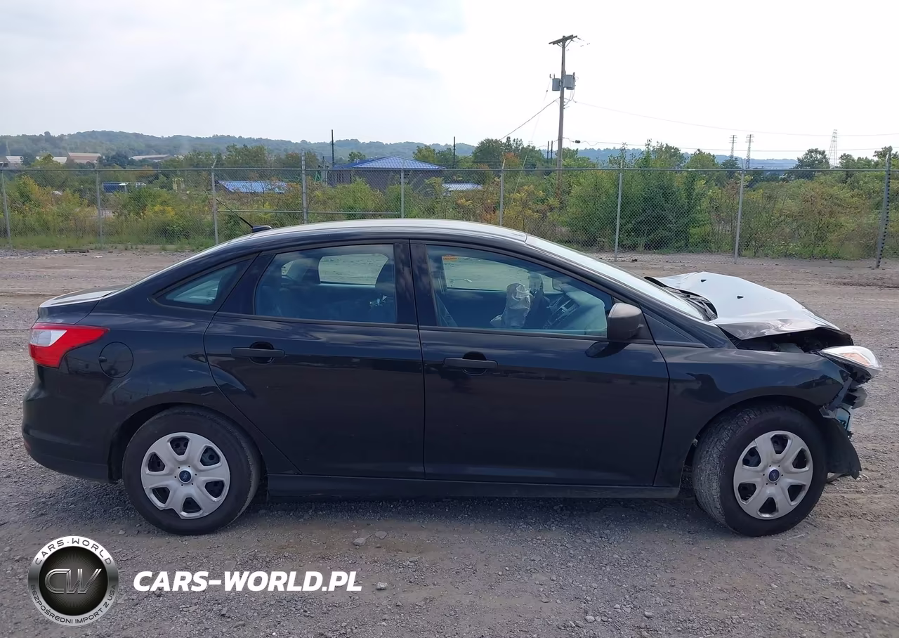 2012 Ford Focus S VIN:1FAHP3E23CL446548 - 12