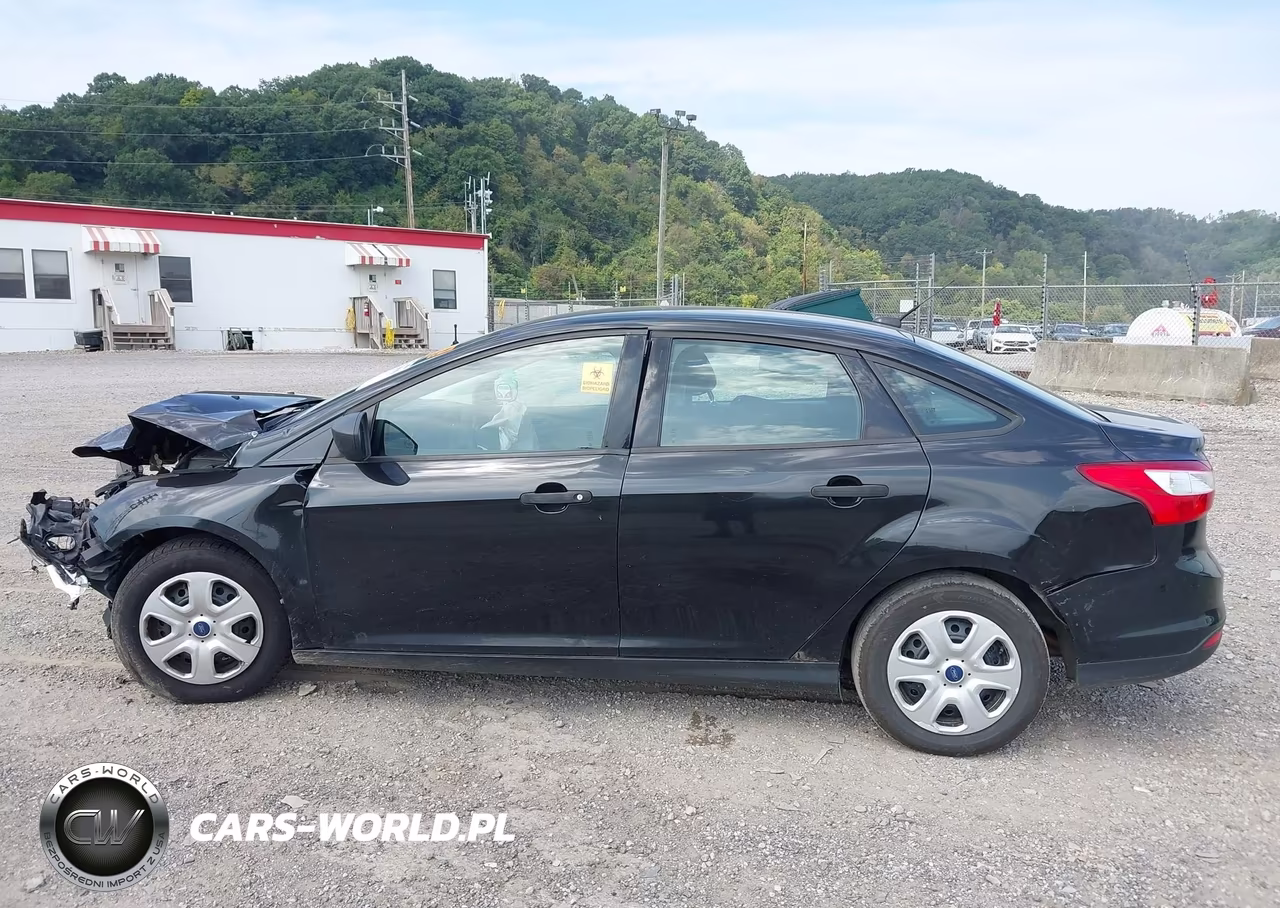 2012 Ford Focus S VIN:1FAHP3E23CL446548 - 13