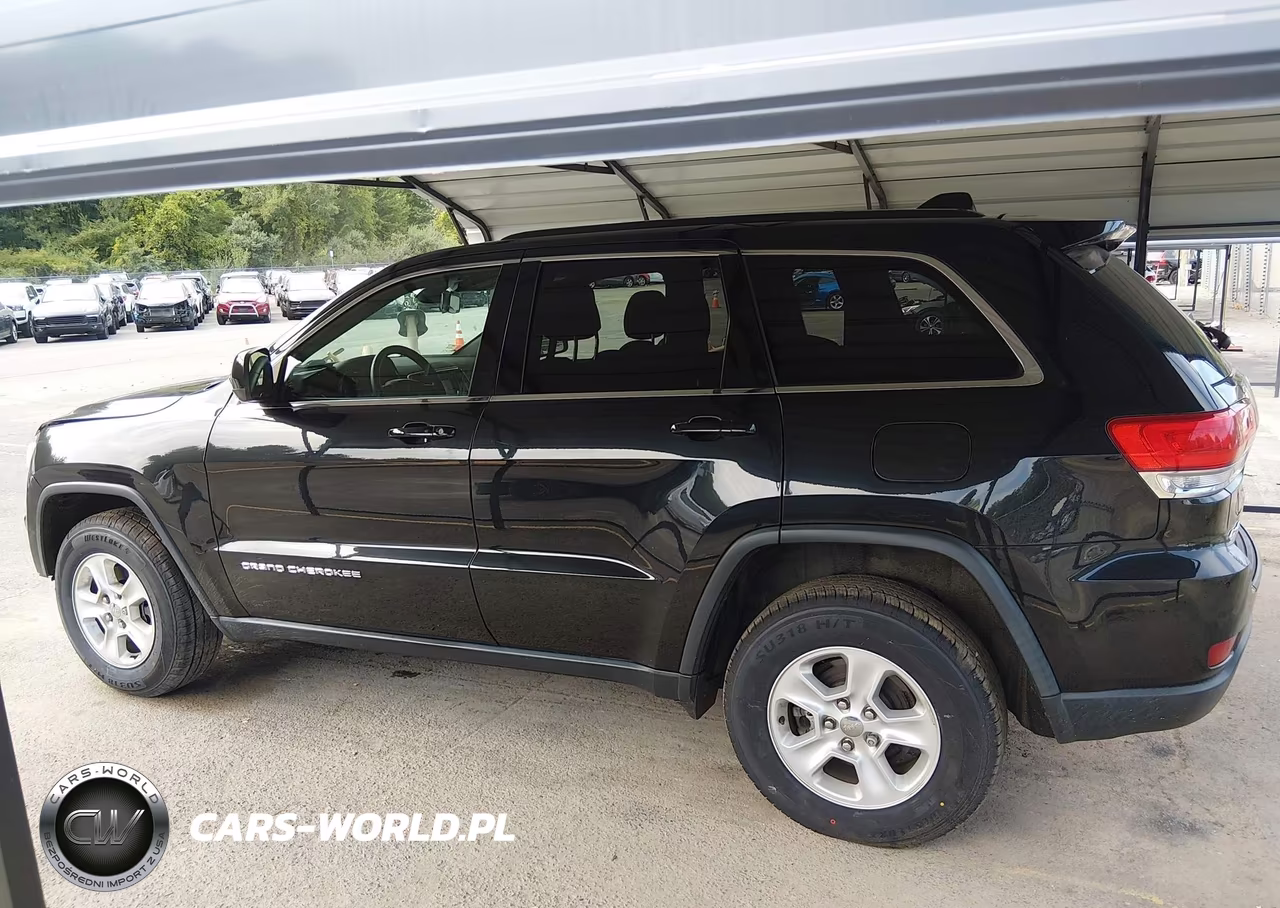 2016 Jeep Grand Cherokee Laredo VIN:1C4RJFAG4GC379452 - 14