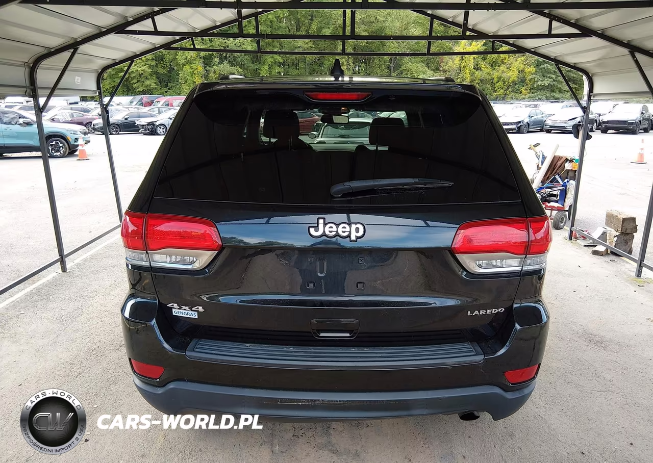 2016 Jeep Grand Cherokee Laredo VIN:1C4RJFAG4GC379452 - 16