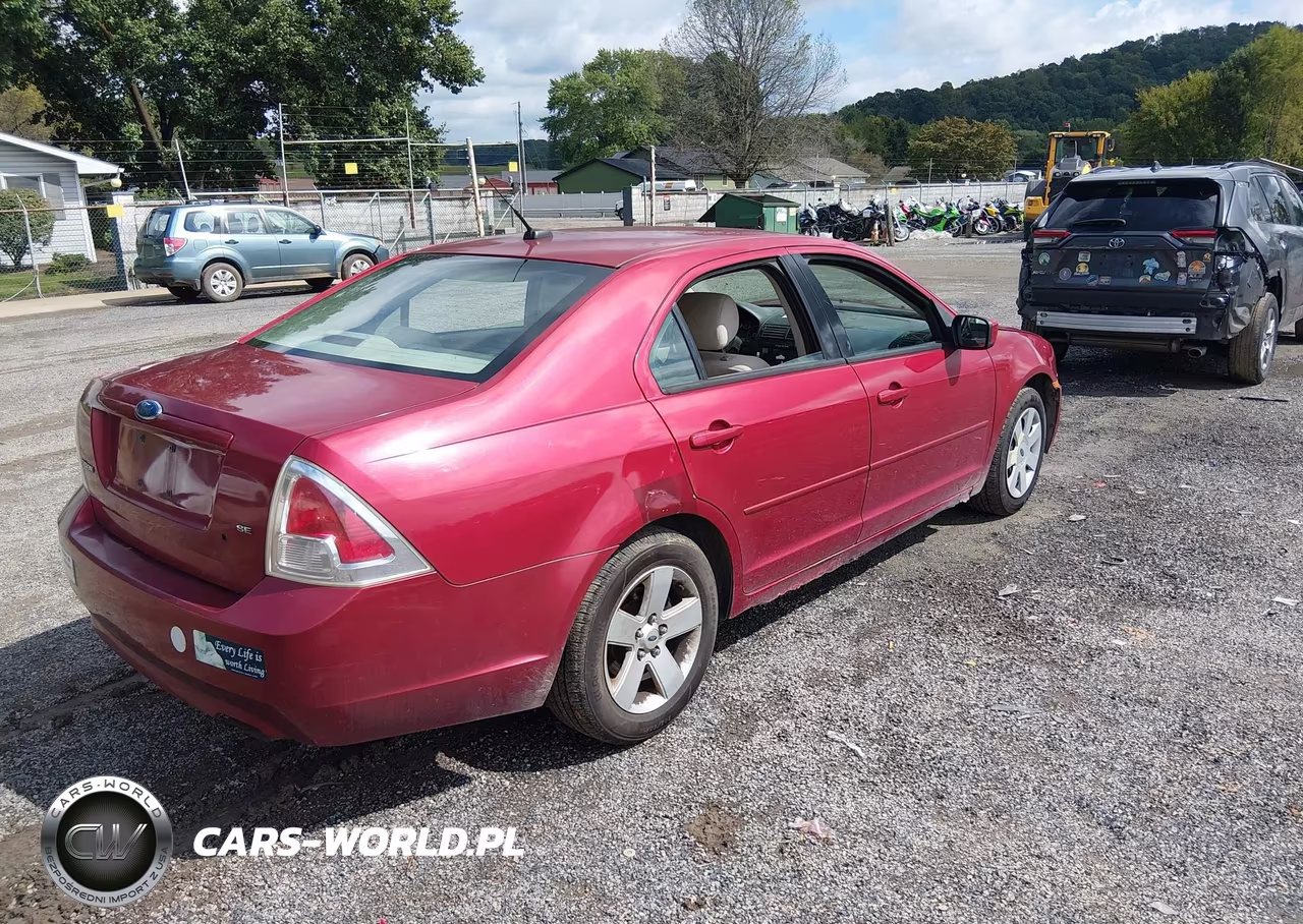2007 Ford Fusion Se VIN:3FAHP07Z37R139784 - 4