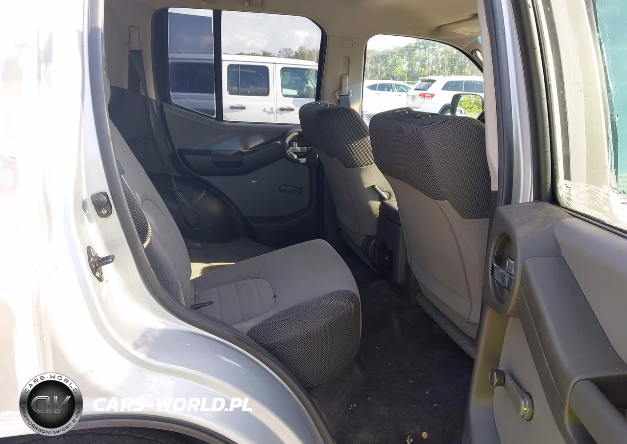 2005 Nissan Xterra S VIN:5N1AN08UX5C627867 - 8