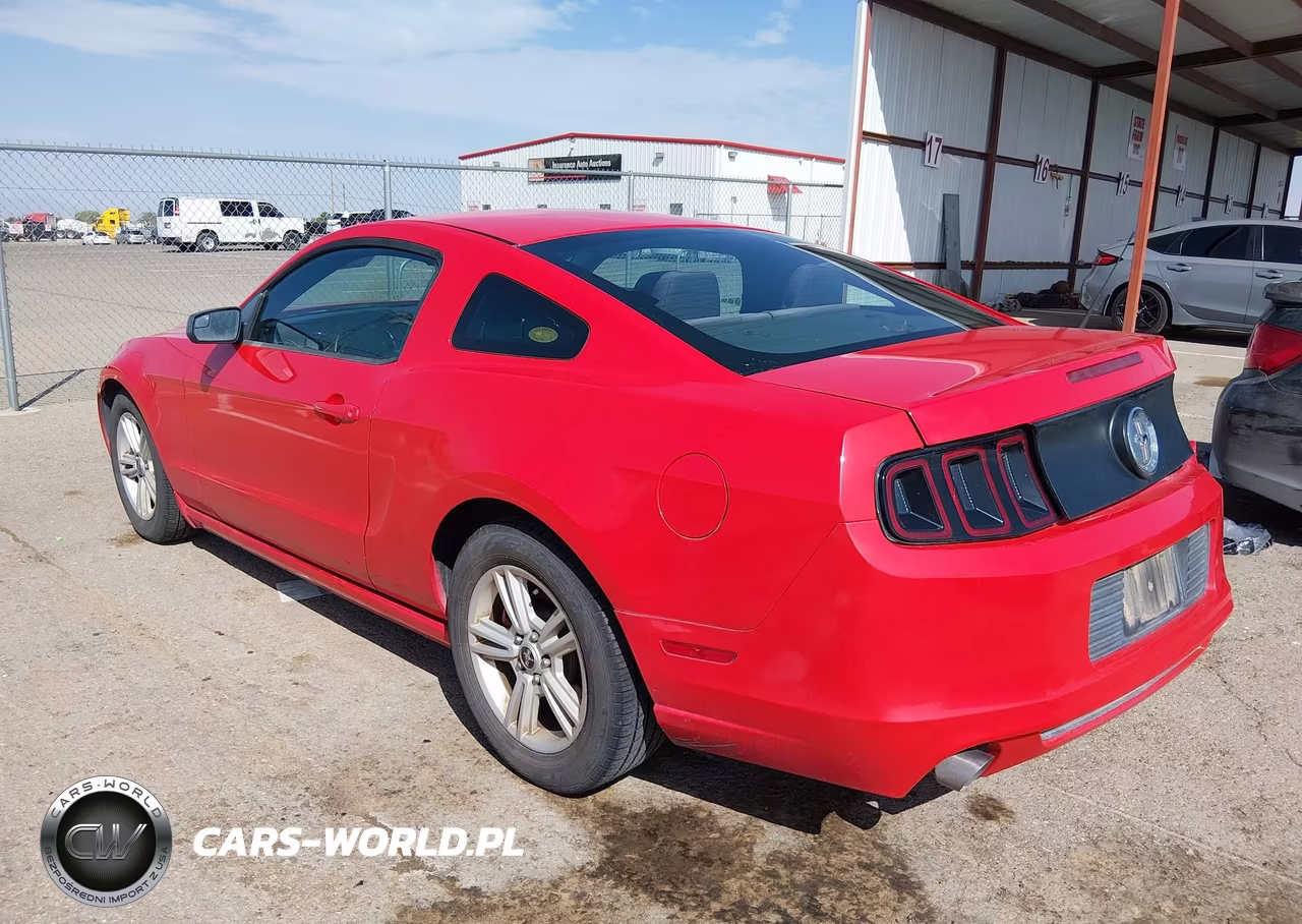 2013 Ford Mustang V6 VIN:1ZVBP8AM1D5272132 - 3