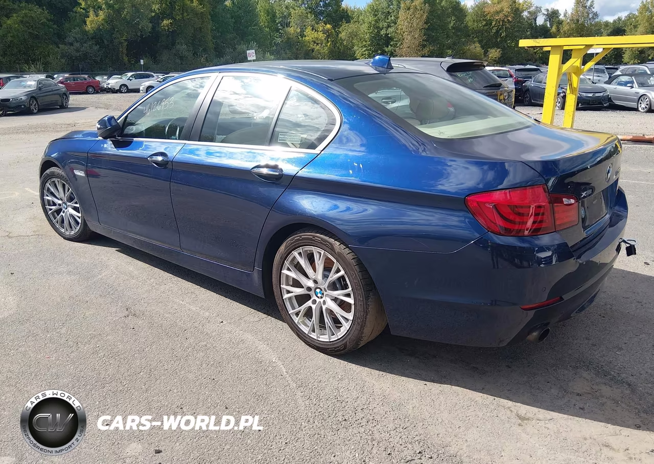 2013 BMW 535I xDrive VIN:WBAFU7C57DDU70309 - 3