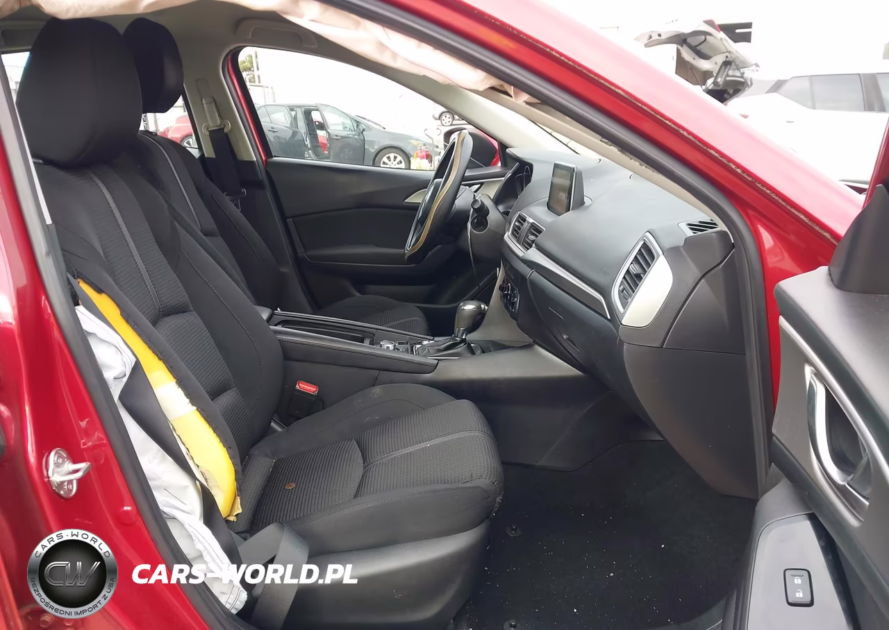 2018 Mazda Mazda3 Sport VIN:3MZBN1U76JM214347 - 5