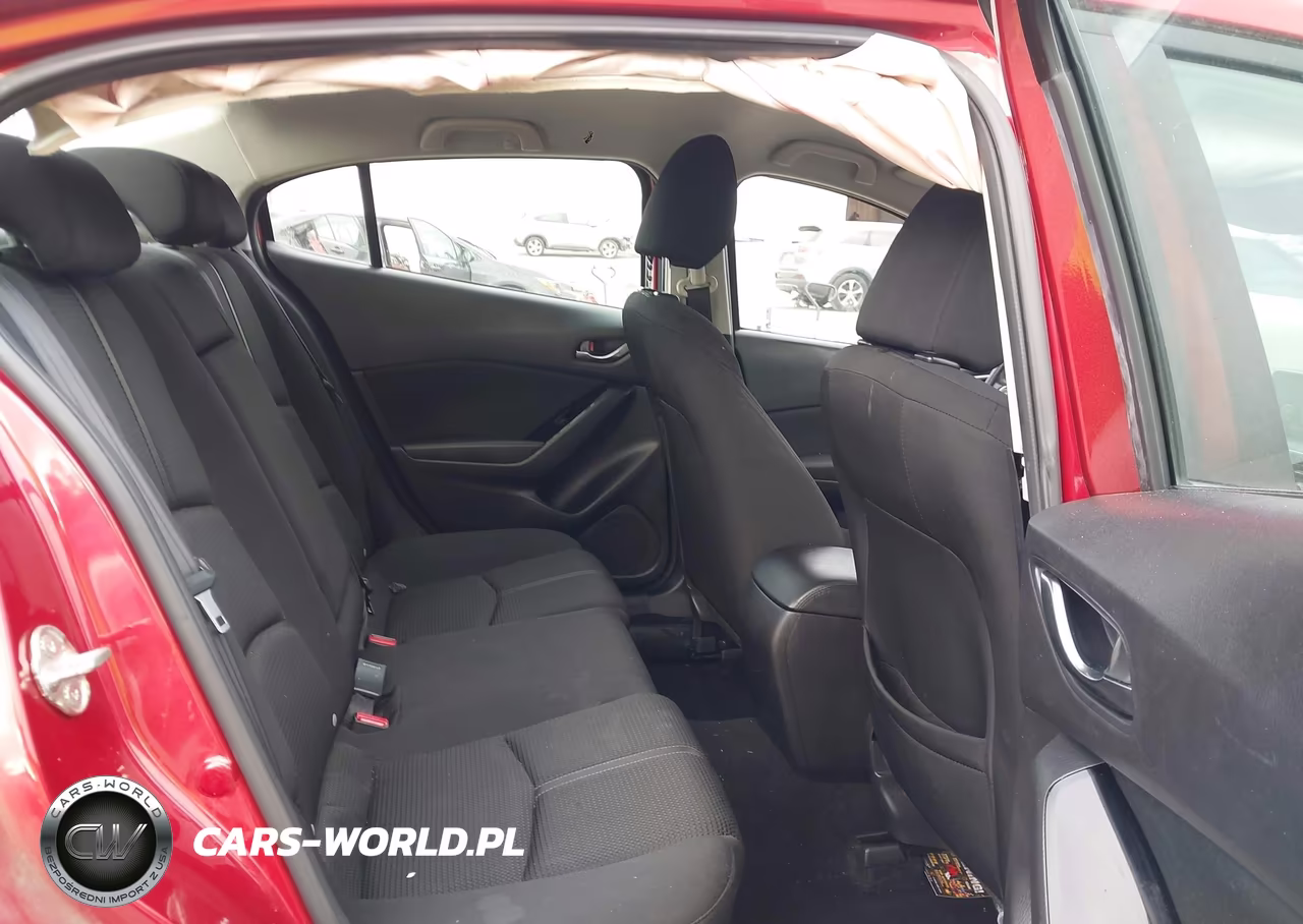 2018 Mazda Mazda3 Sport VIN:3MZBN1U76JM214347 - 8