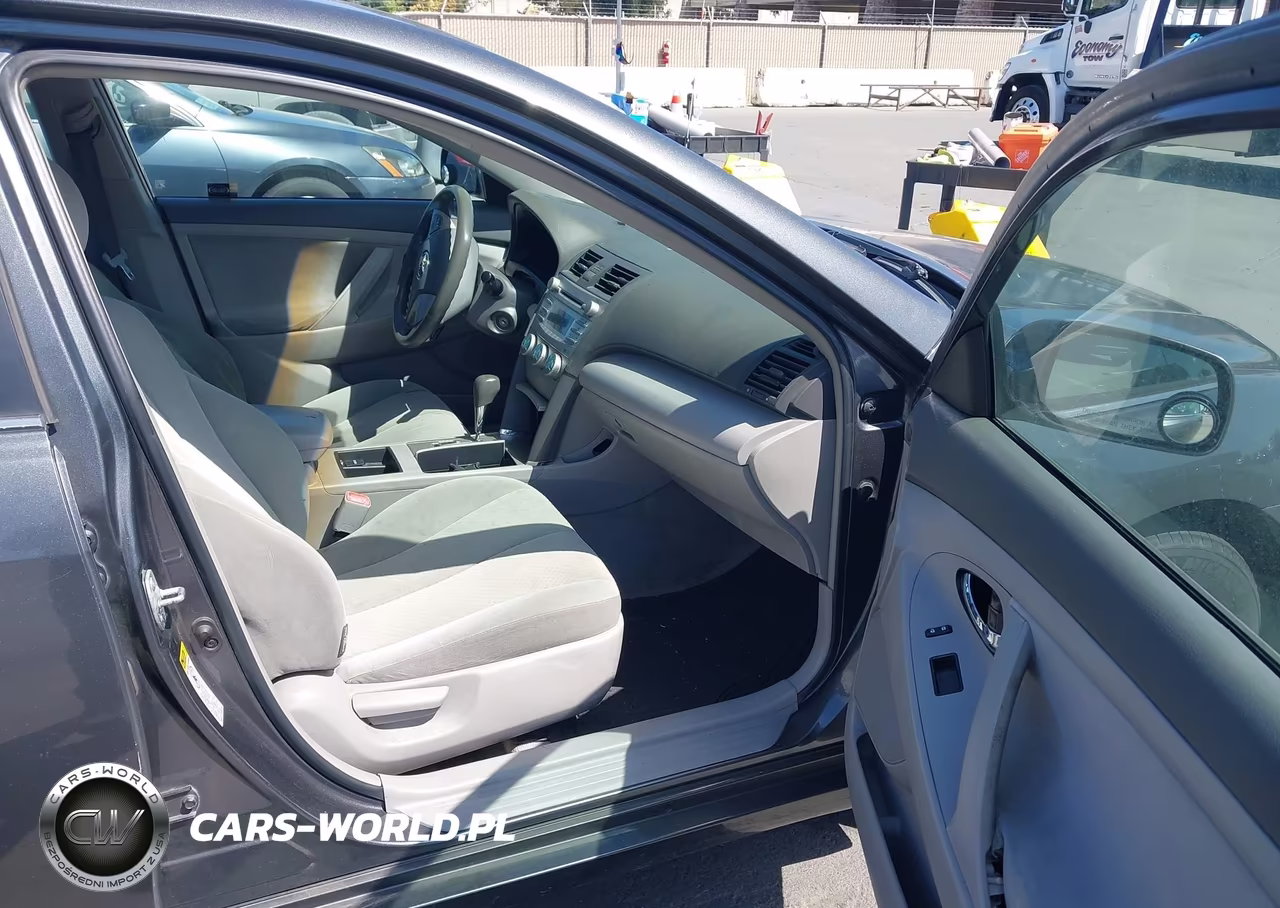2007 Toyota Camry Le VIN:4T1BE46K37U072819 - 5