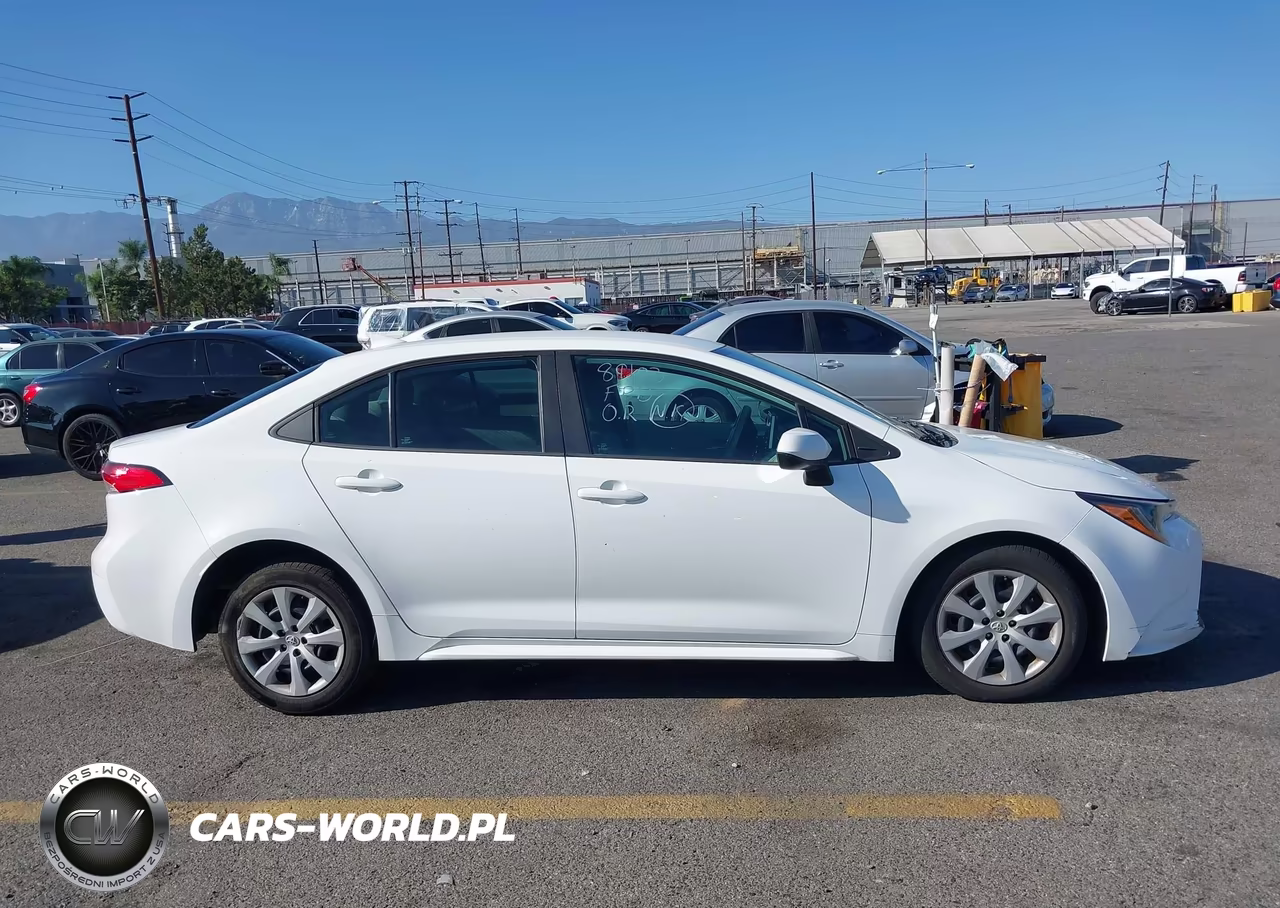 2021 Toyota Corolla Le VIN:5YFEPMAE0MP153511 - 13