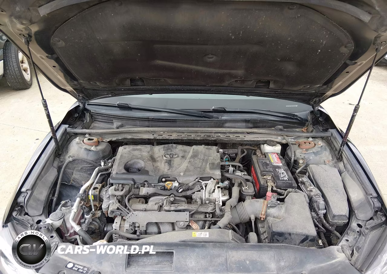 2018 Toyota Camry Le VIN:4T1B11HK4JU655138 - 10