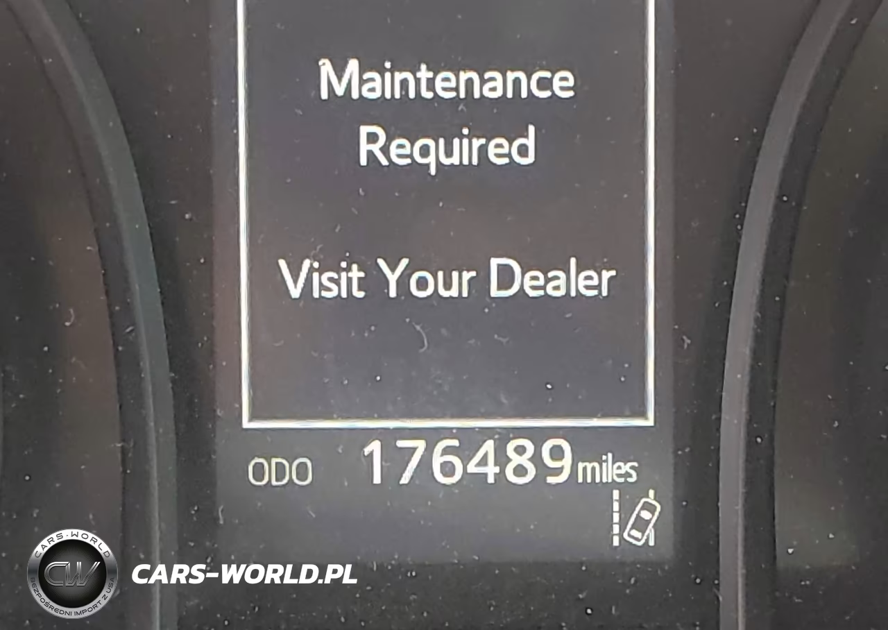 2018 Toyota Camry Le VIN:4T1B11HK4JU655138 - 14