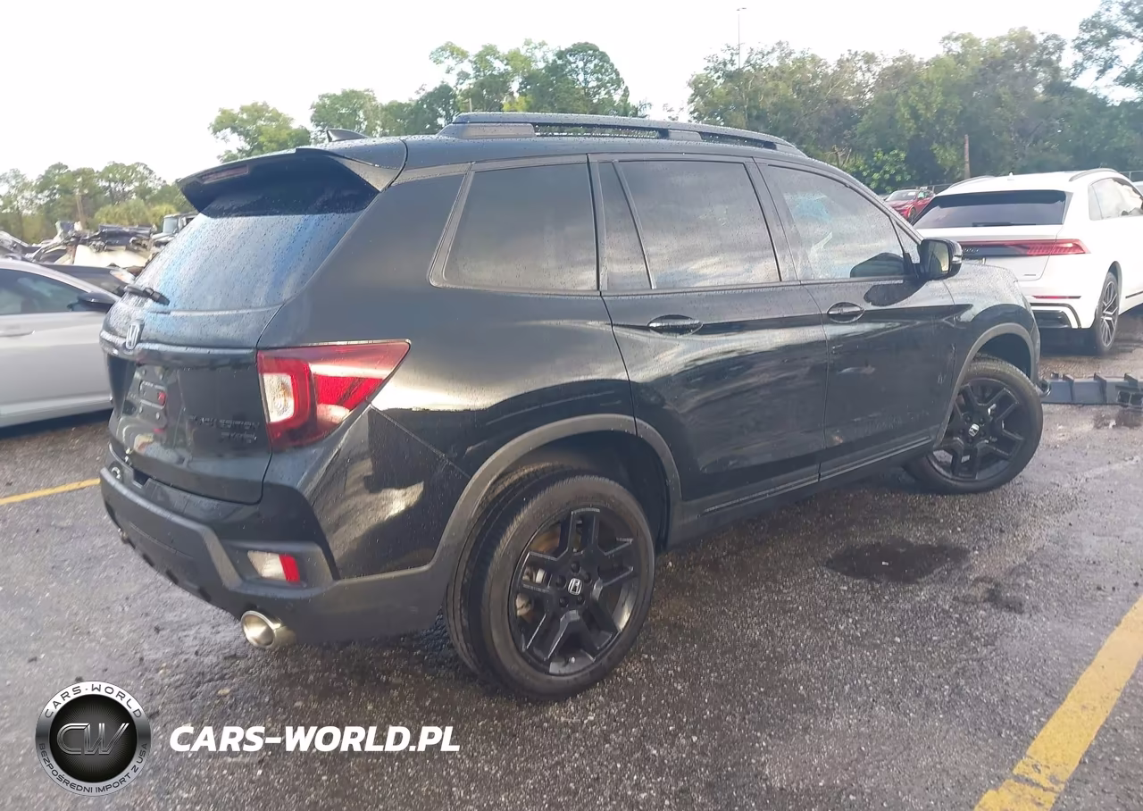 2024 Honda Passport Awd Black VIN:5FNYF8H83RB023975 - 4