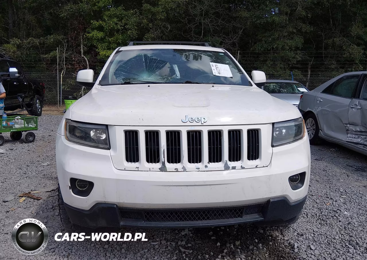 2012 Jeep Grand Cherokee Laredo VIN:1C4RJEAG4CC215607 - 11