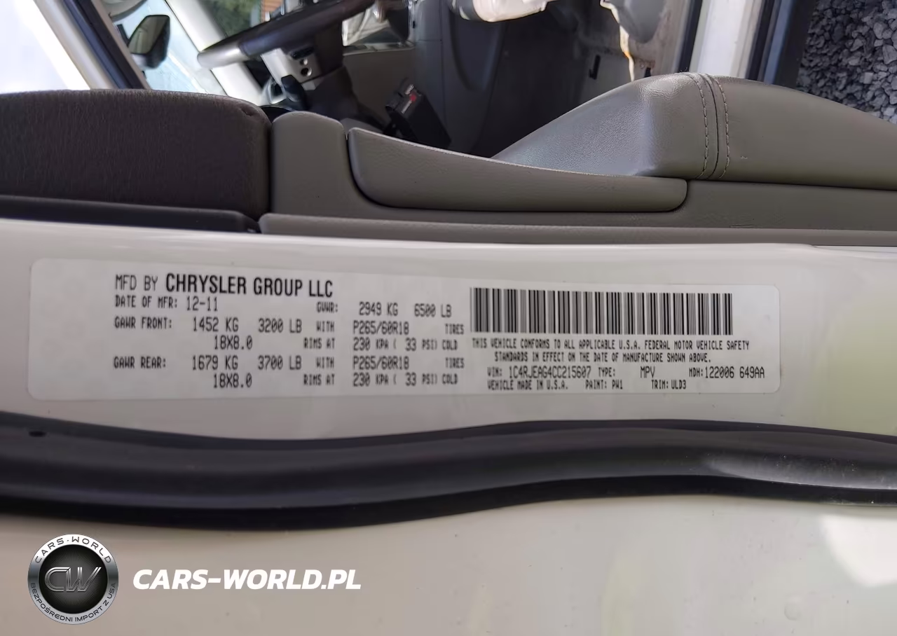 2012 Jeep Grand Cherokee Laredo VIN:1C4RJEAG4CC215607 - 9