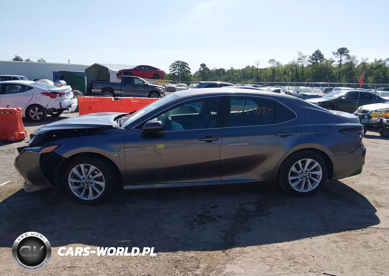 2023 Toyota Camry Le VIN:4T1C11AK3PU082188 - 14