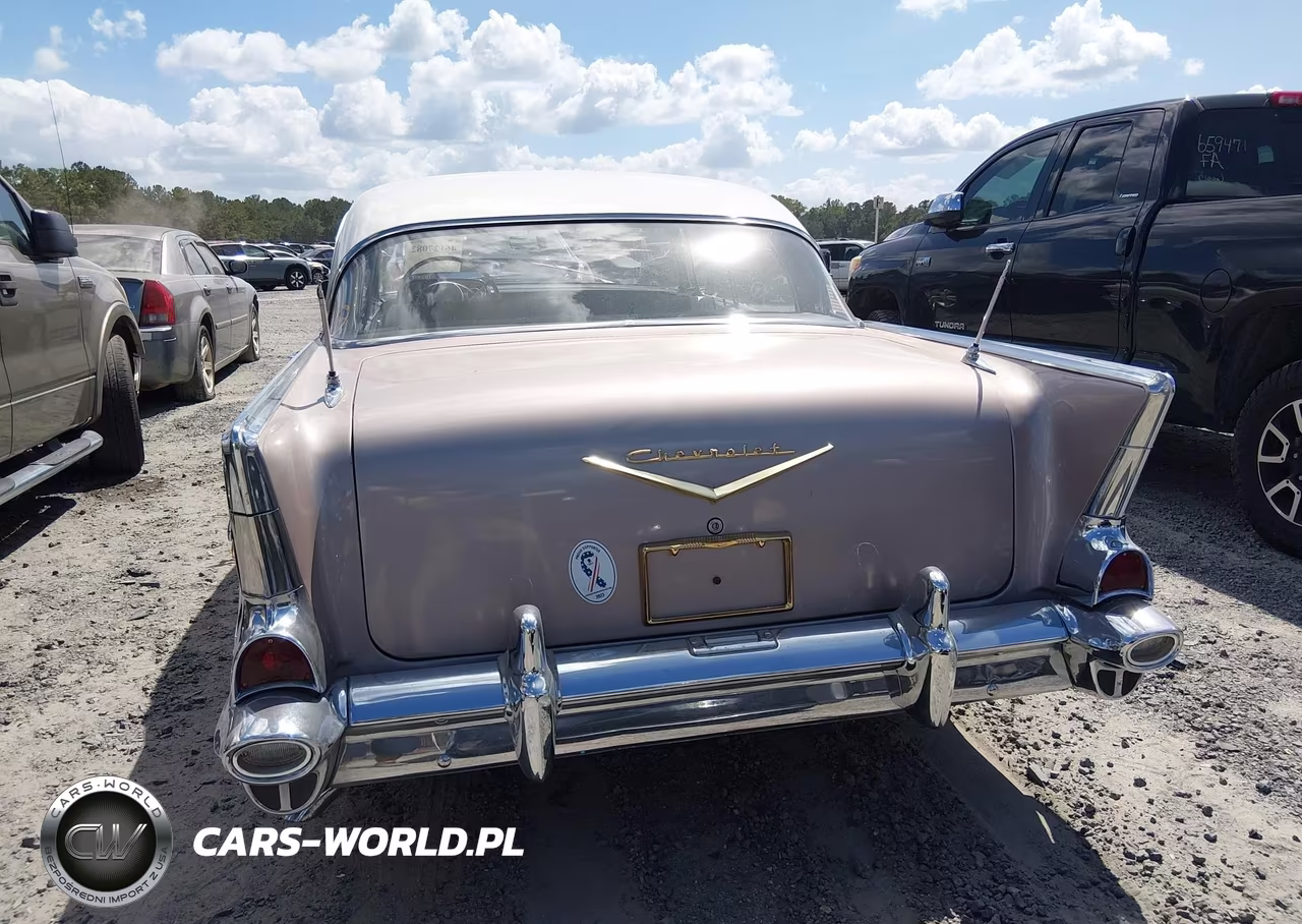 1957 Chevrolet Bel Air VIN:VC57T140877 - 16