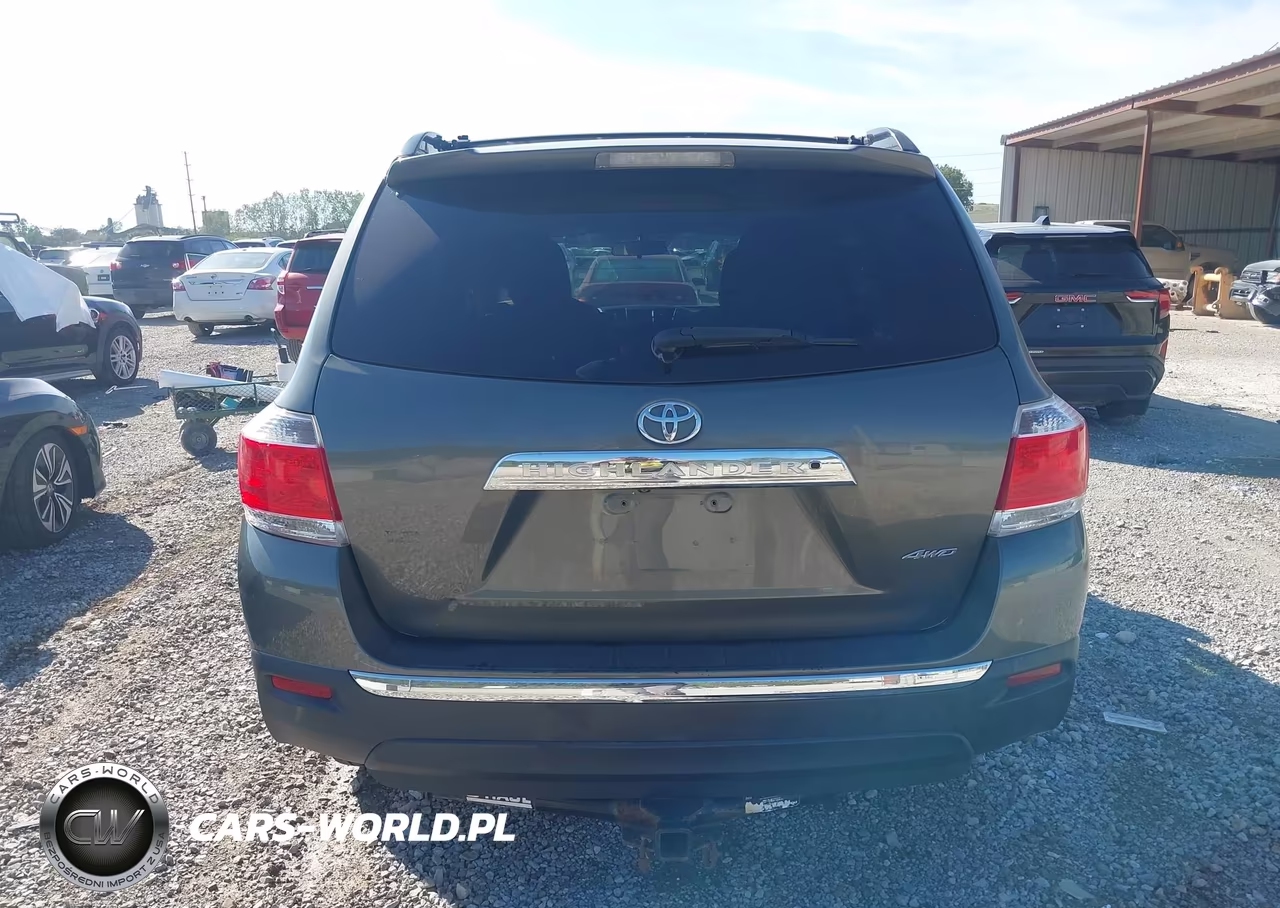 2013 Toyota Highlander Base Plus V6 VIN:5TDBK3EH1DS196438 - 16