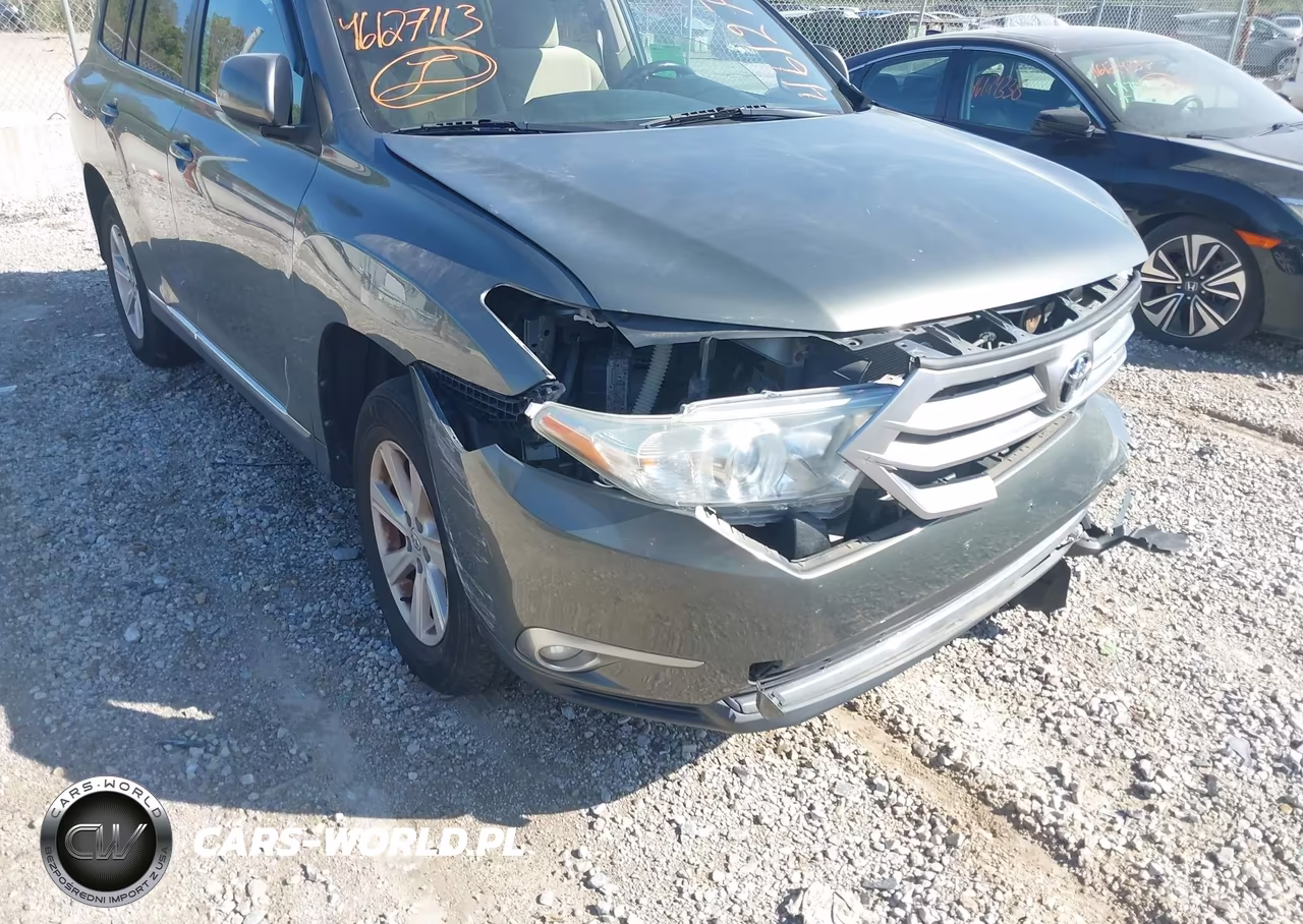 2013 Toyota Highlander Base Plus V6 VIN:5TDBK3EH1DS196438 - 6