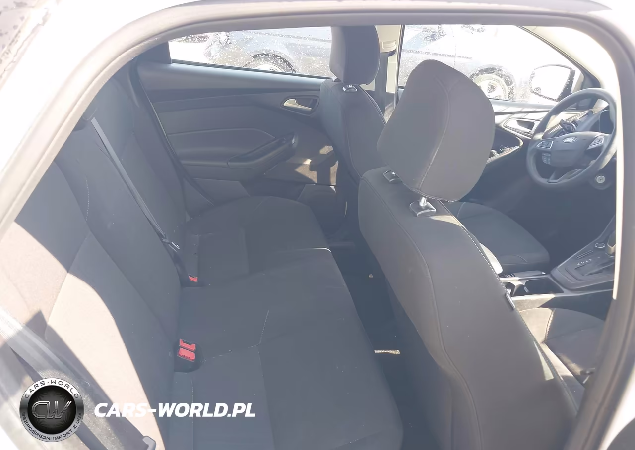 2017 Ford Focus Sel VIN:1FADP3H20HL256367 - 8