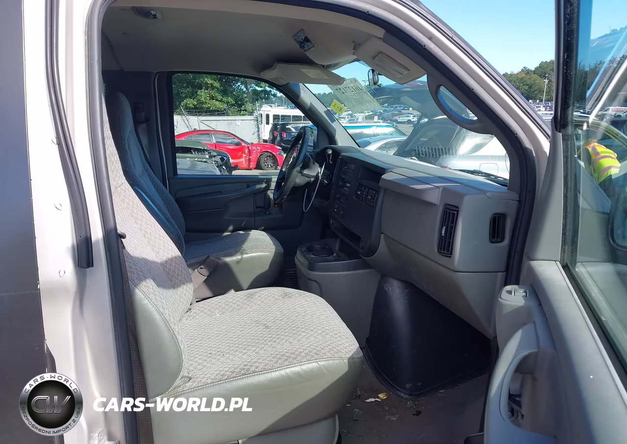 2007 Chevrolet Express Ls VIN:1GAHG39U471194650 - 5