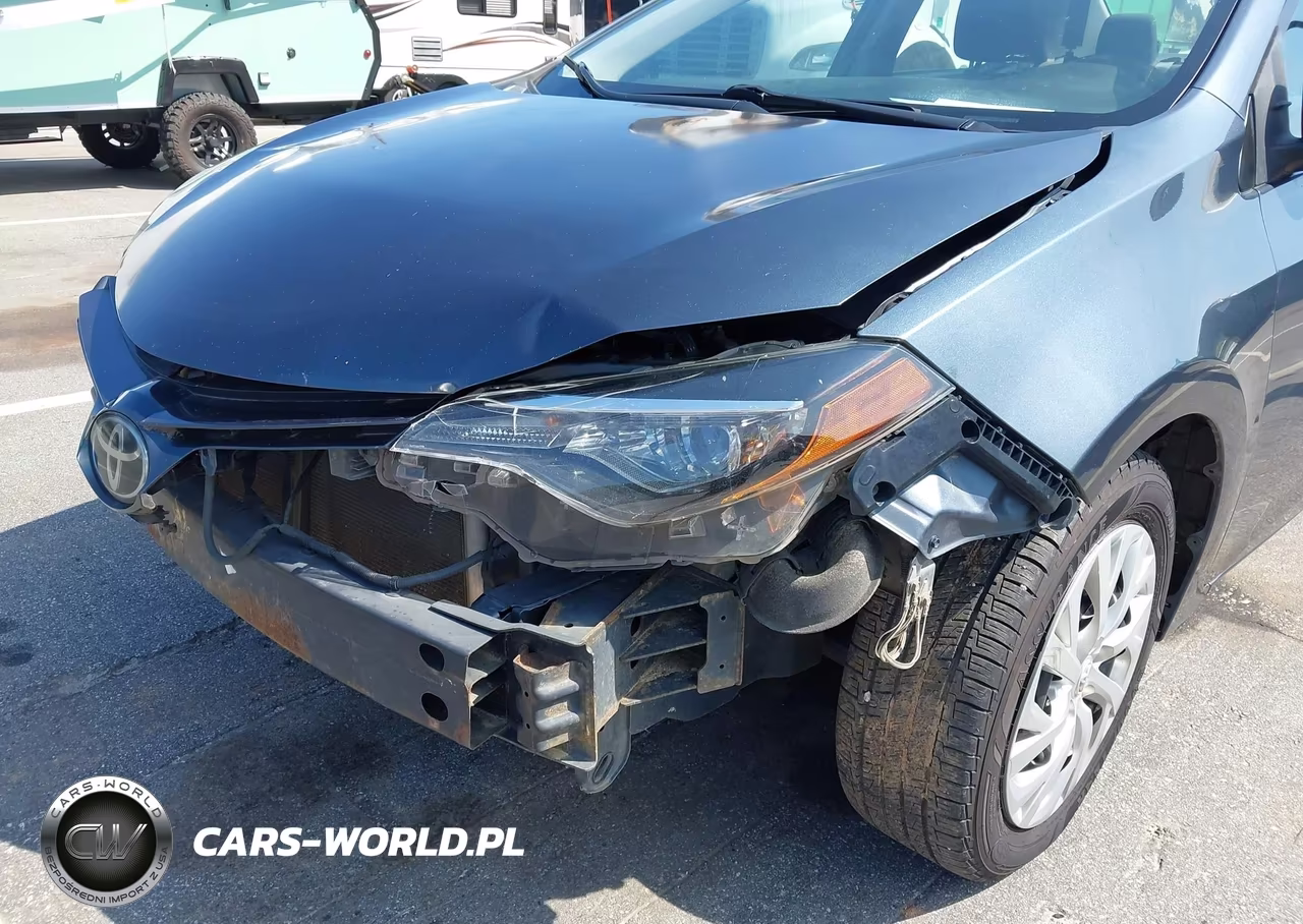 2019 Toyota Corolla Le VIN:2T1BURHE6KC224559 - 18