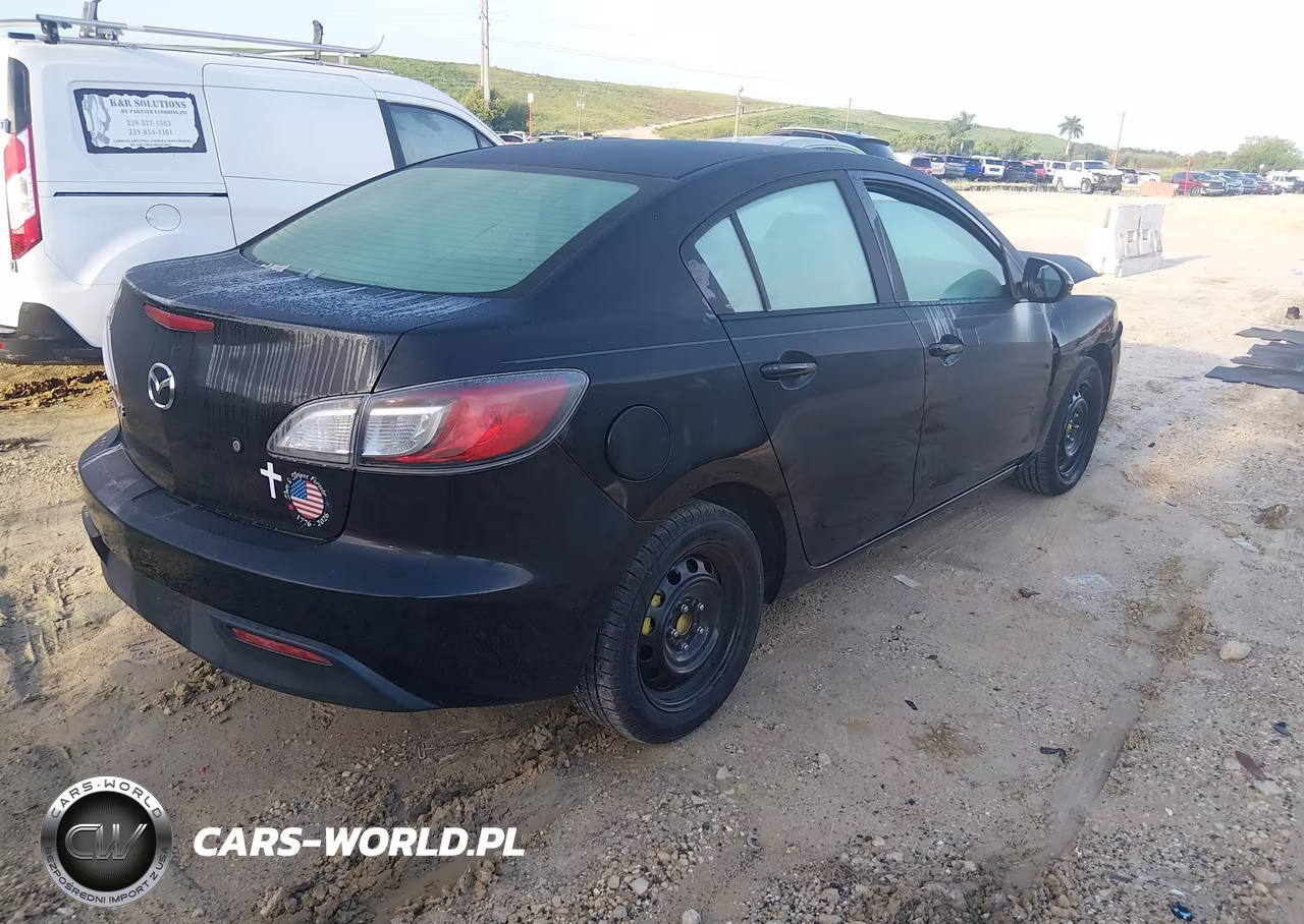 2011 Mazda Mazda3 I Sport VIN:JM1BL1UF2B1496436 - 4