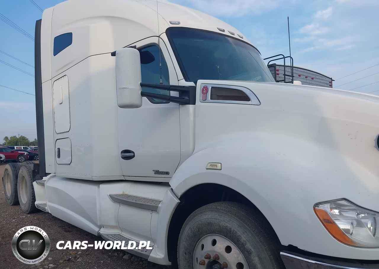 2017 Kenworth T680 VIN:1XKYDP9X0HJ169638 - 14