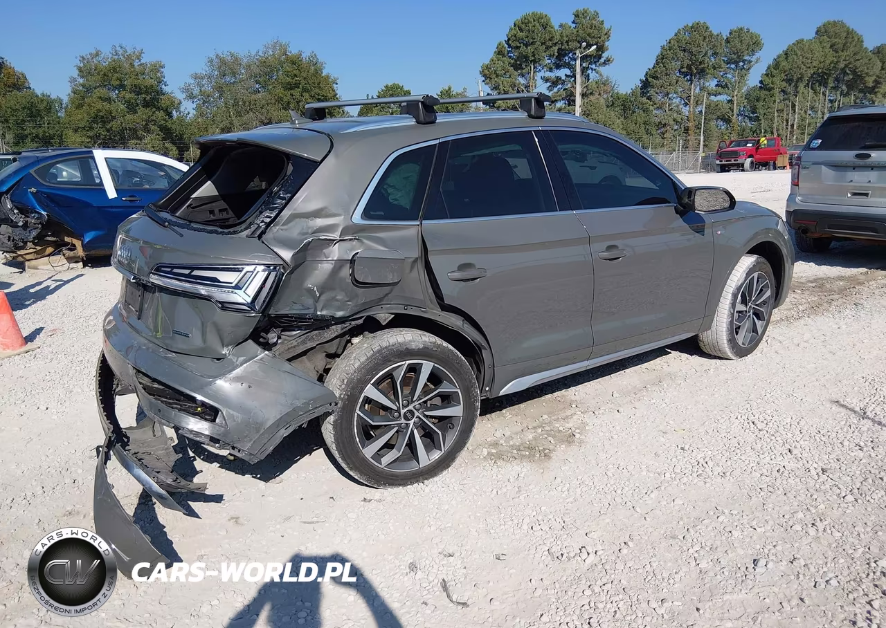 2024 Audi Q5 Premium Plus 45 Tfsi S Line Quattro VIN:WA1EAAFY6R2027835 - 4