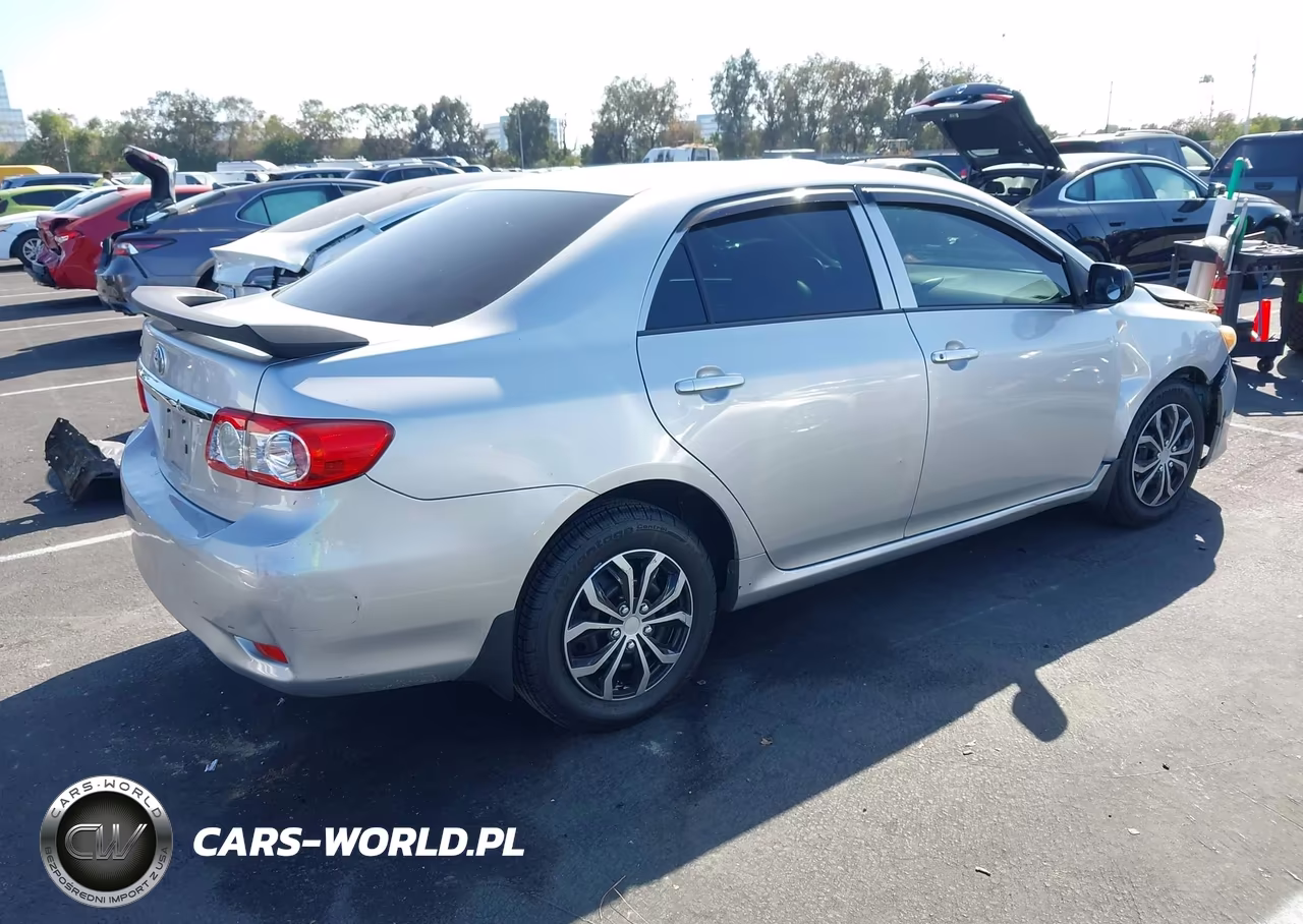 2011 Toyota Corolla VIN:JTDBU4EEXB9138491 - 4