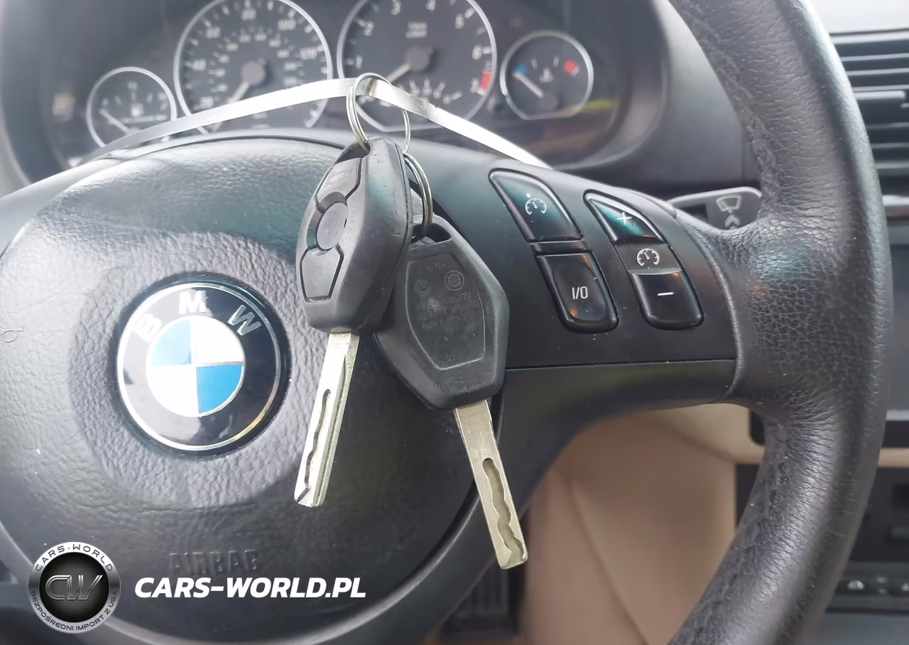 2005 BMW 330Ci VIN:WBABW53405PL53370 - 11